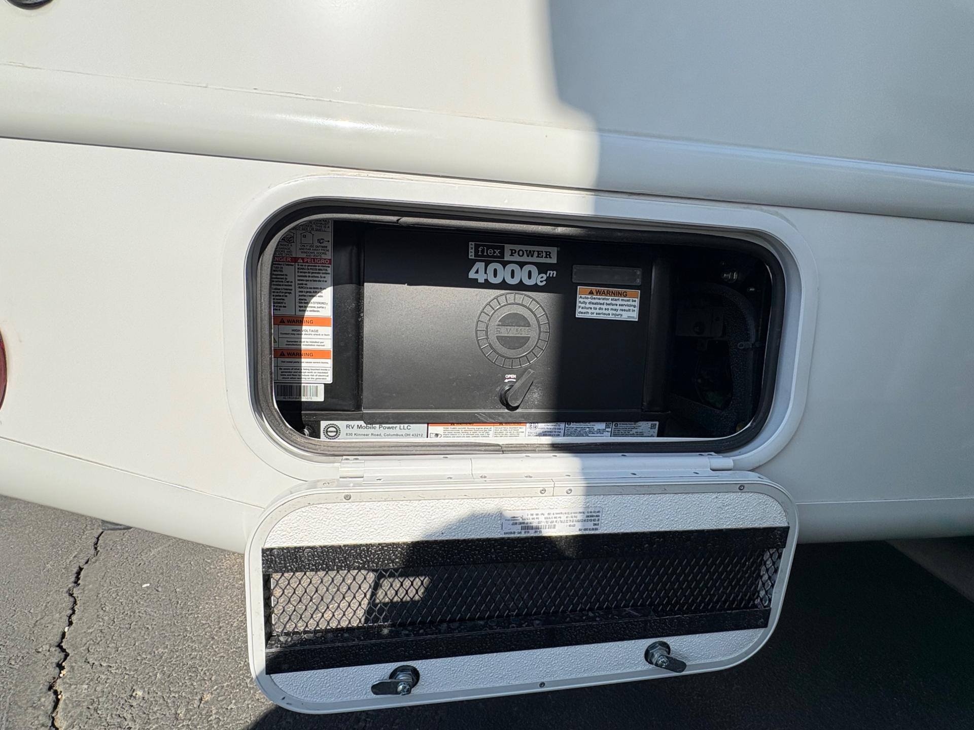 2027 Thor Motor Coach 2027 Thor Motor Coach Compass - thumbnail 13