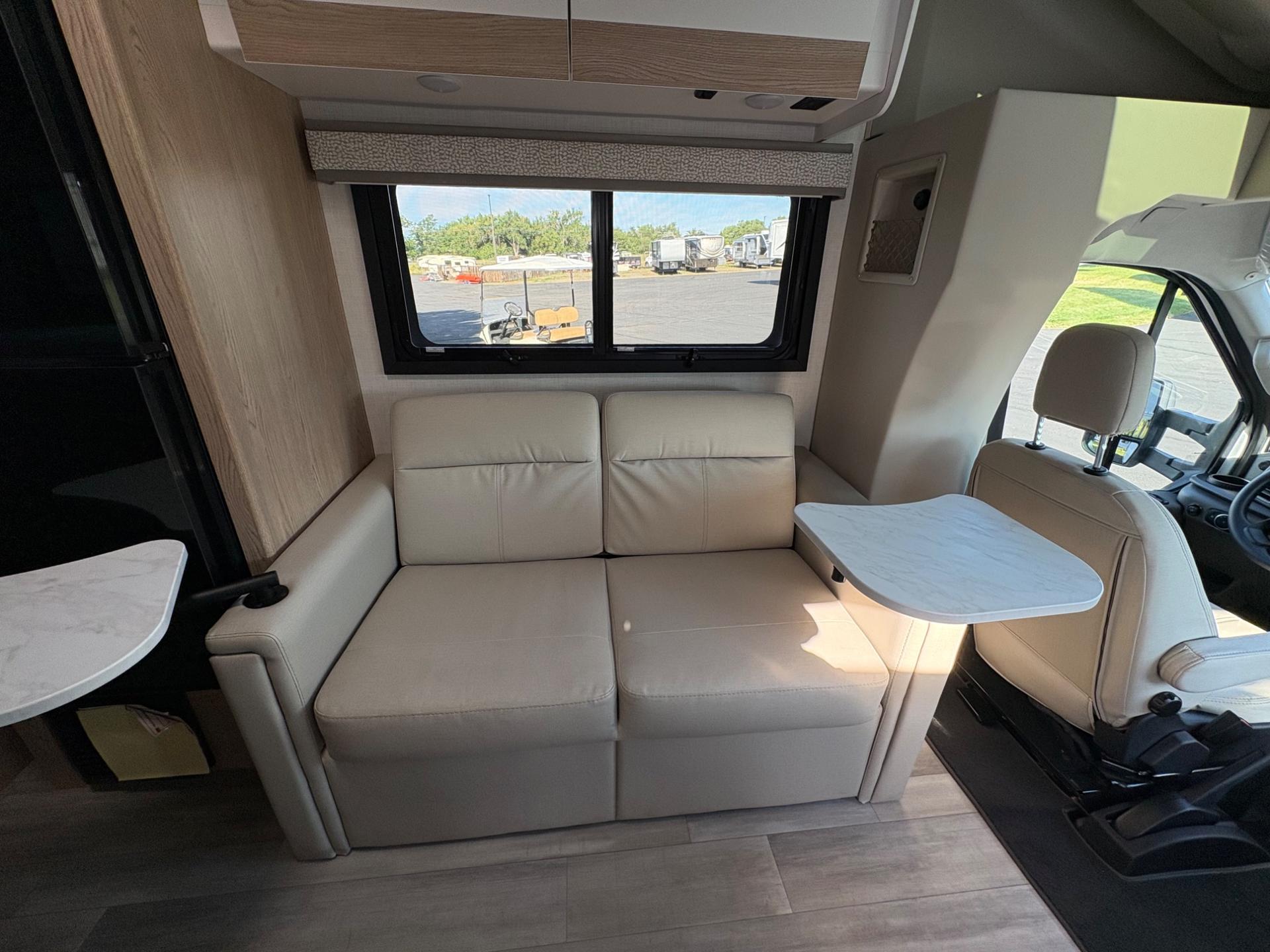 2027 Thor Motor Coach 2027 Thor Motor Coach Compass - thumbnail 33