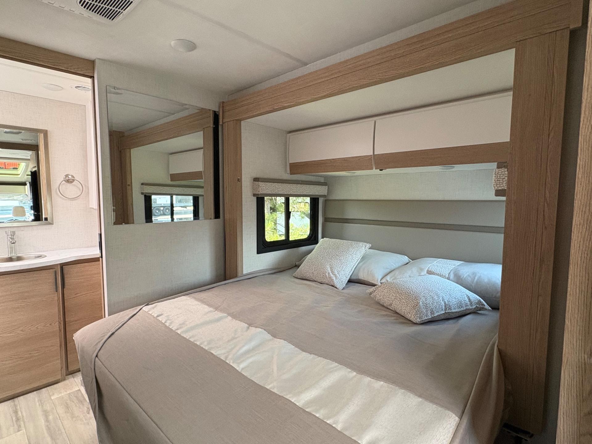 2027 Thor Motor Coach 2027 Thor Motor Coach Compass - thumbnail 41