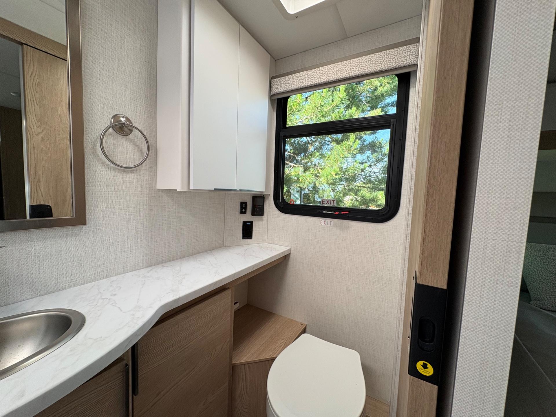 2027 Thor Motor Coach 2027 Thor Motor Coach Compass - thumbnail 44