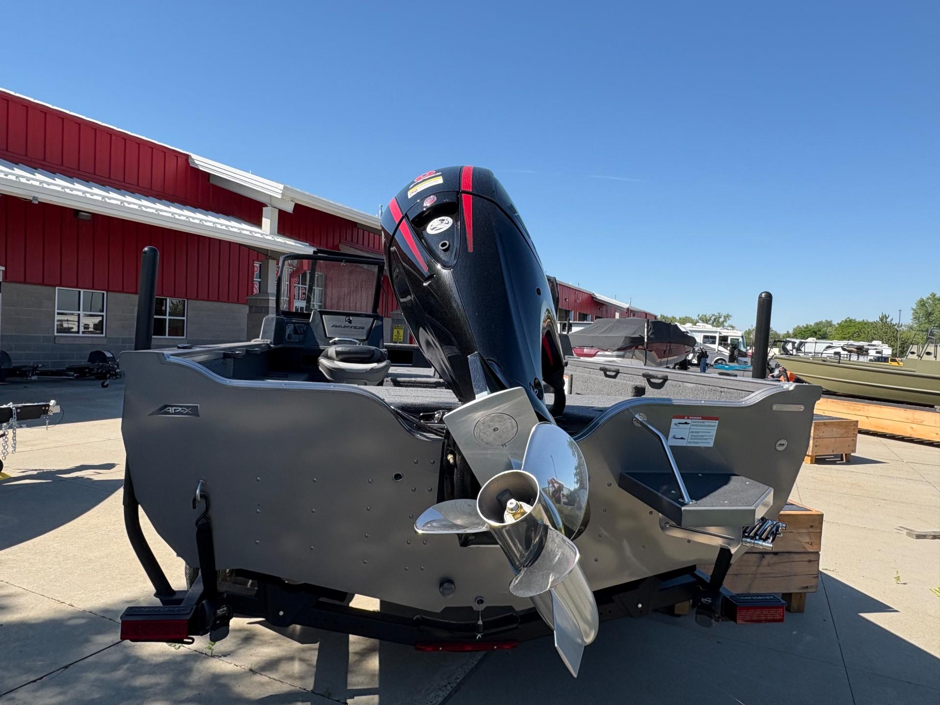 2026 Crestliner 2026 Crestliner CF18WJ - thumbnail 4