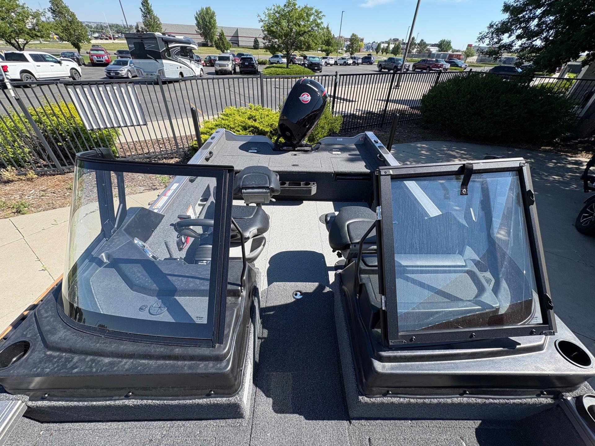 2026 Crestliner 2026 Crestliner CF18WJ - thumbnail 12