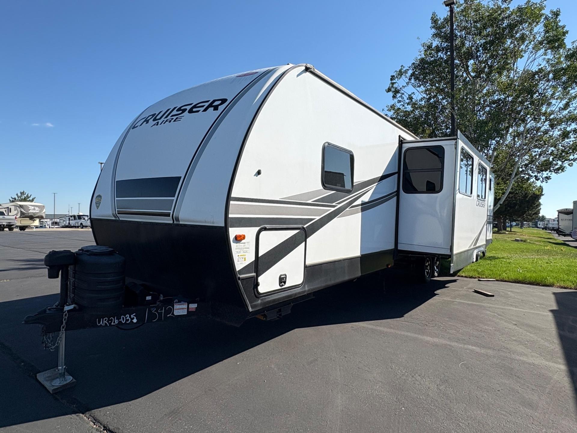 2022 CrossRoads Cruiser Aire 33 BHB