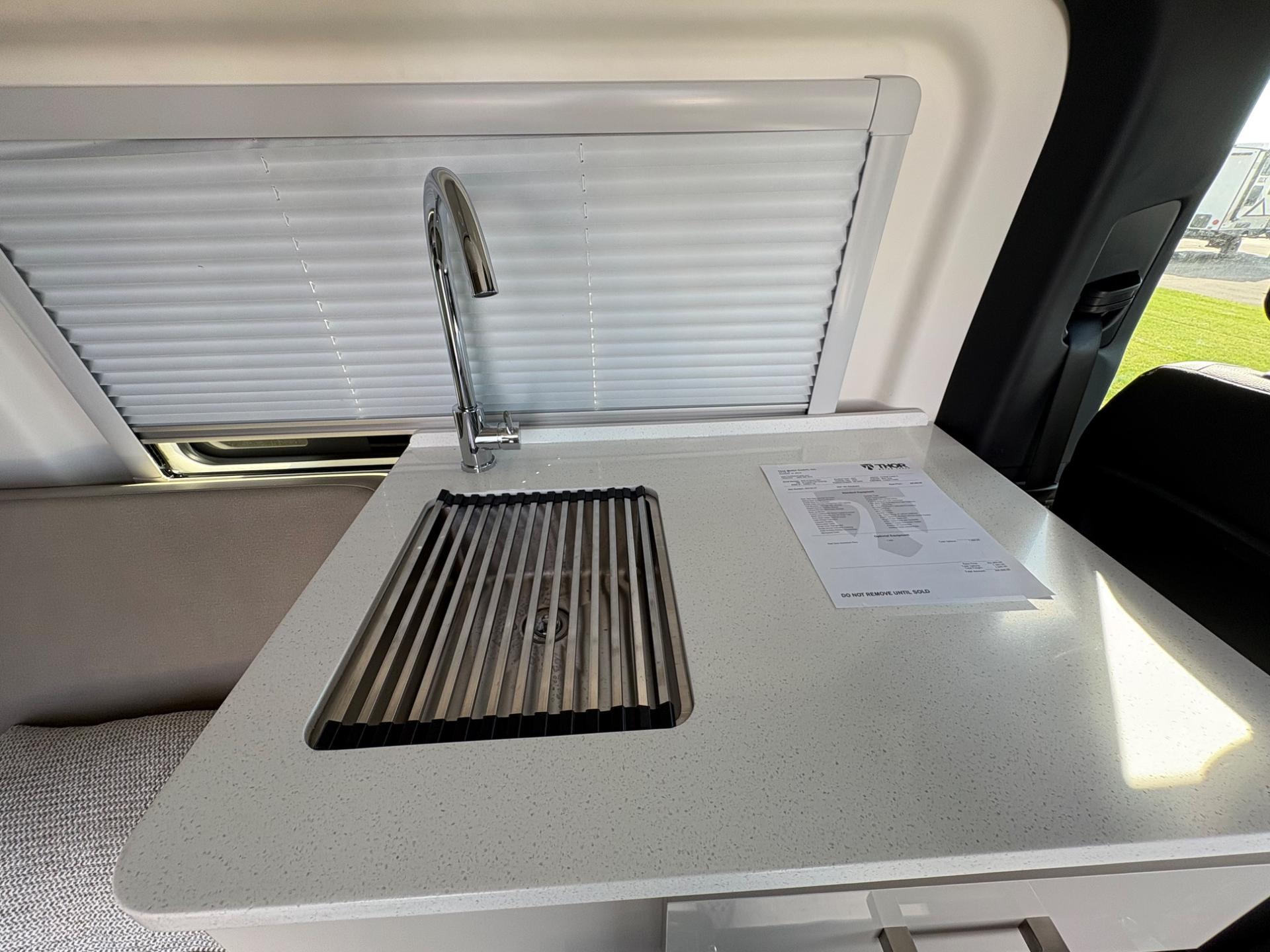2026 Thor Motor Coach 2026 Thor Motor Coach Sanctuary - thumbnail 26