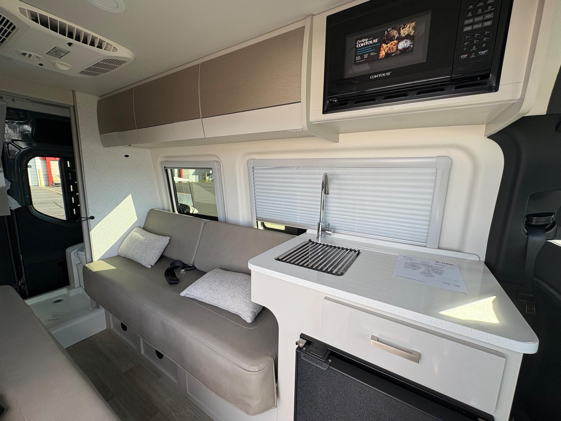 2026 Thor Motor Coach 2026 Thor Motor Coach Sanctuary - thumbnail 27