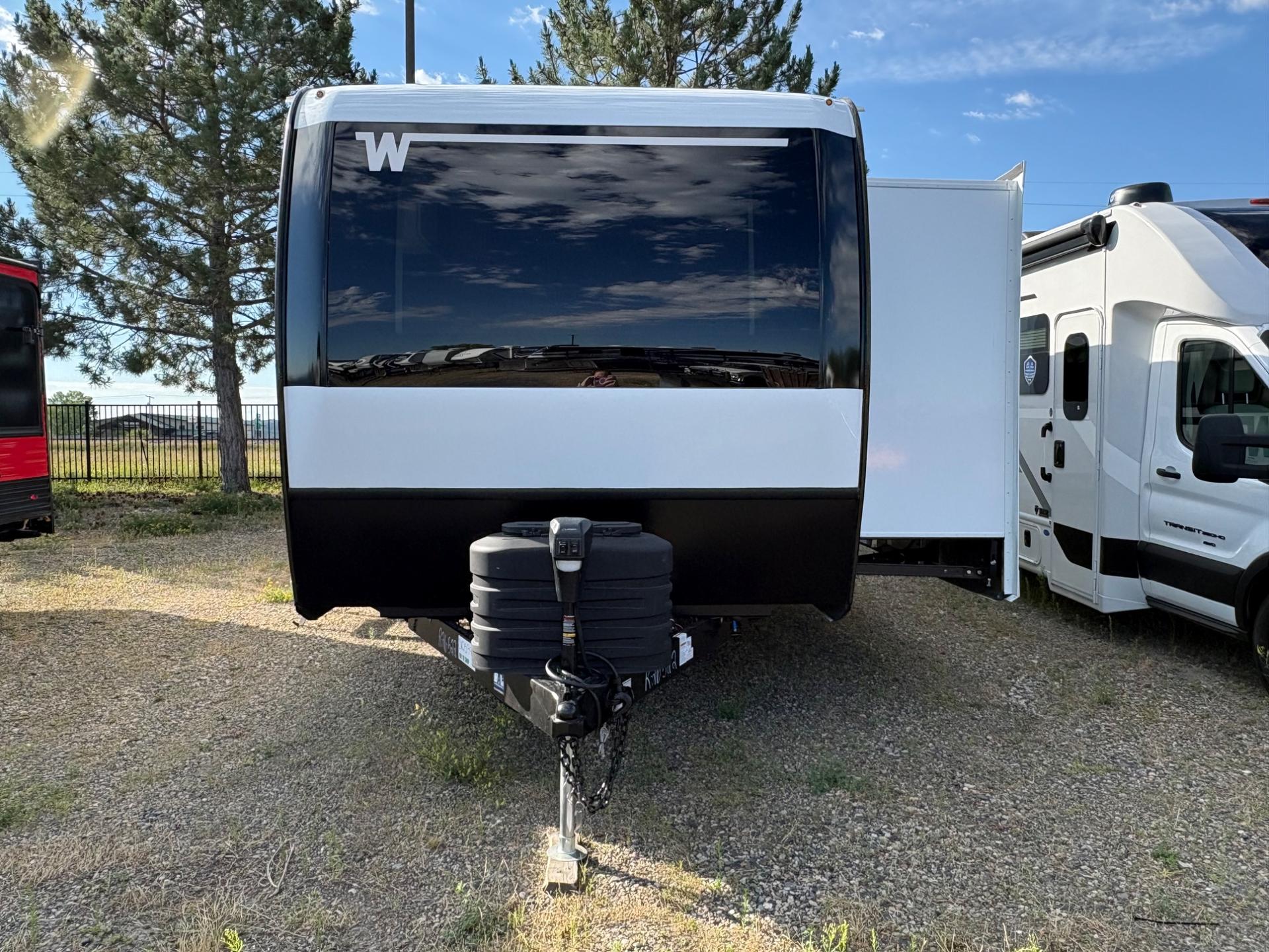 2026 Winnebago 2026 Winnebago Thrive - thumbnail 8