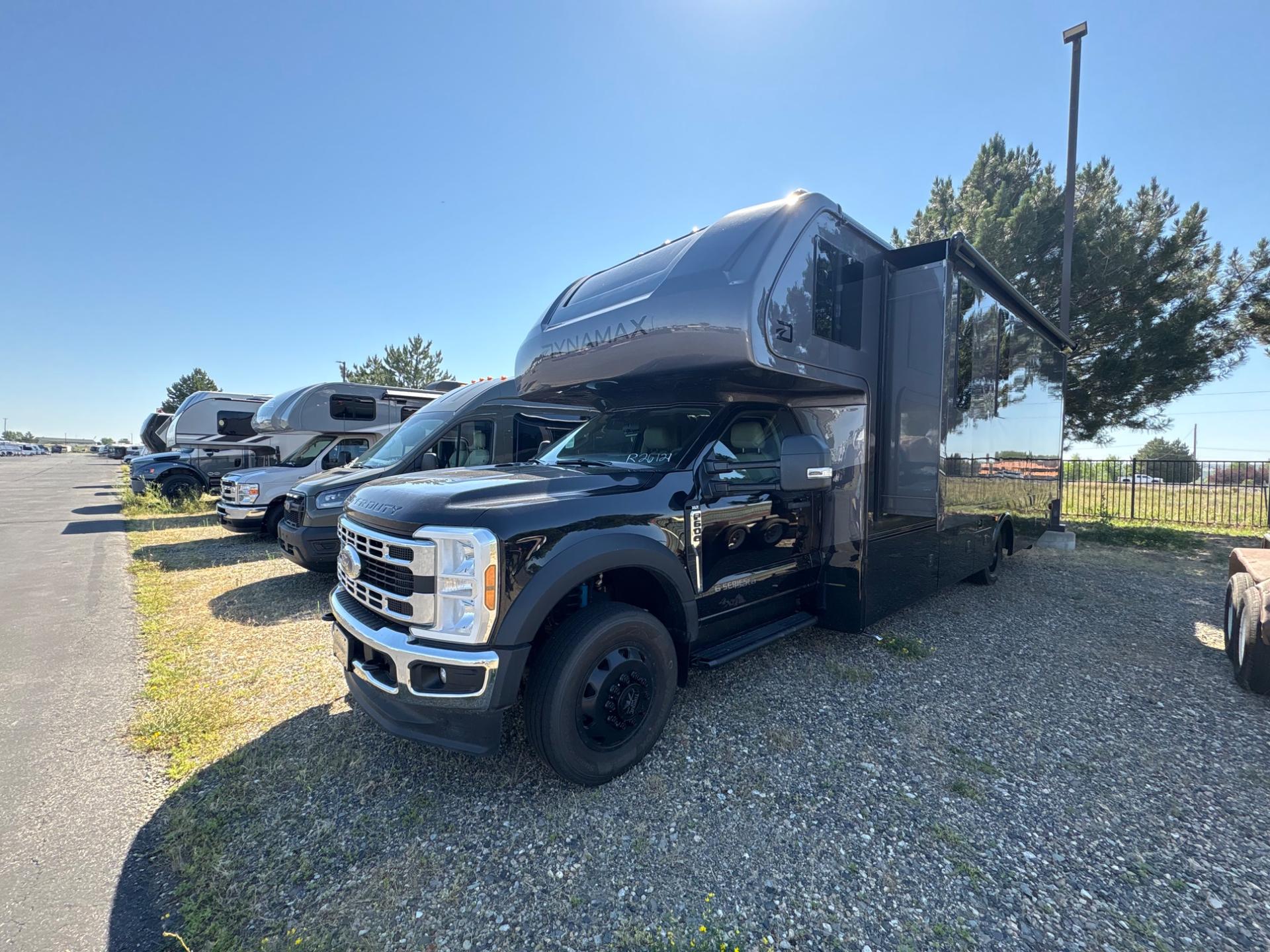 2027 Dynamax Isata 6 31KS