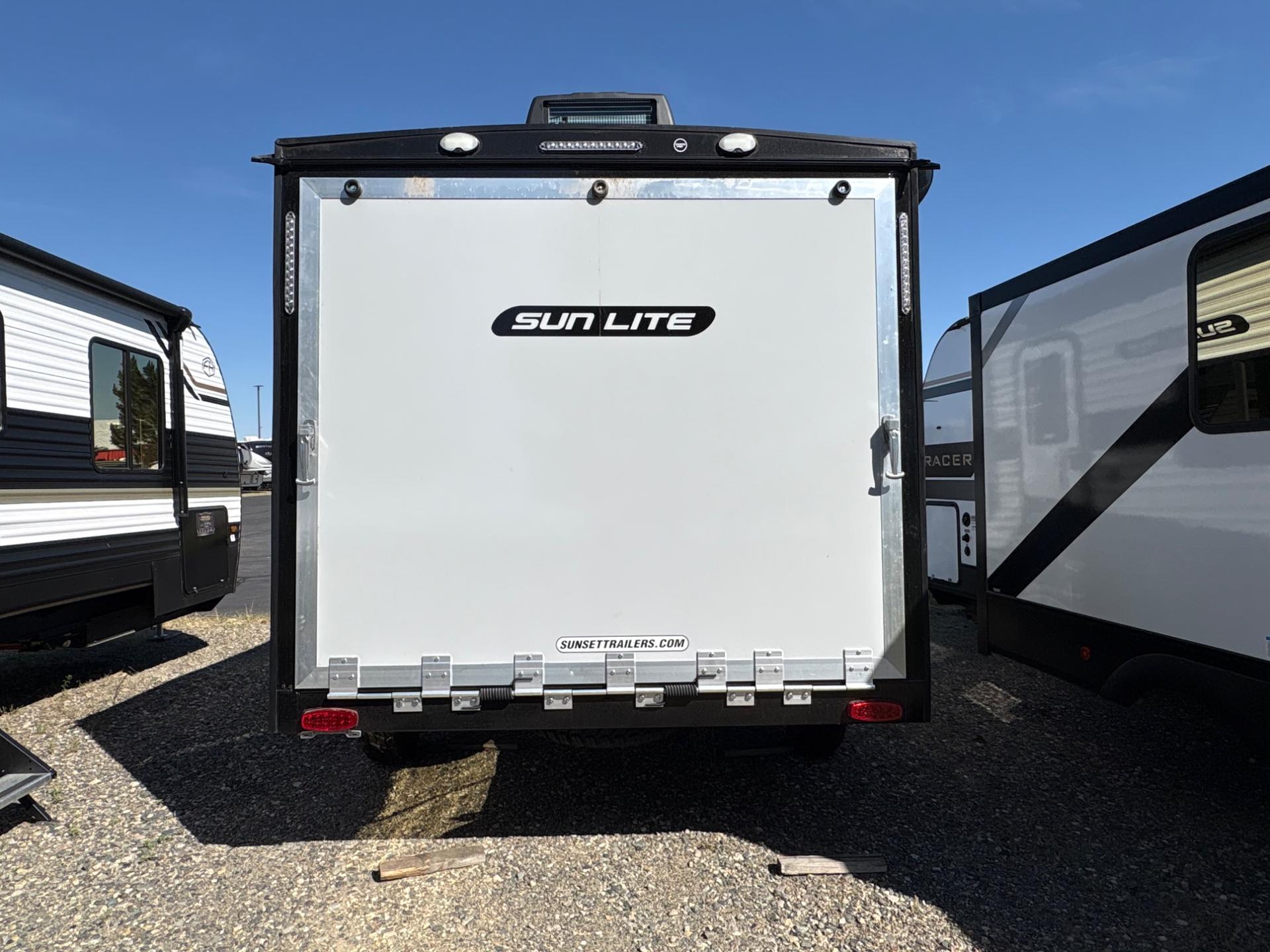 2027 Sunset Park RV 2027 Sunset Park RV Sun Lite - thumbnail 5