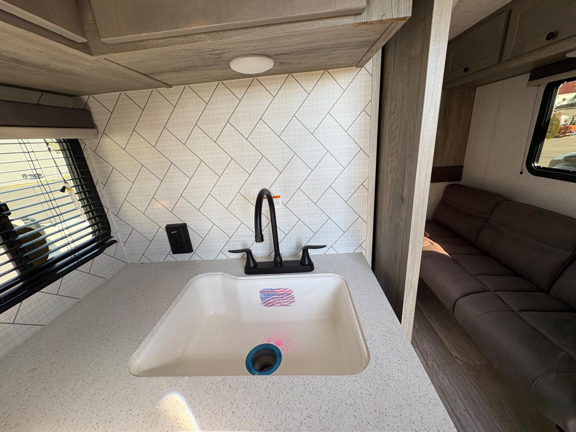 2026 Sunset Park RV 2026 Sunset Park RV Sun Trek - thumbnail 15