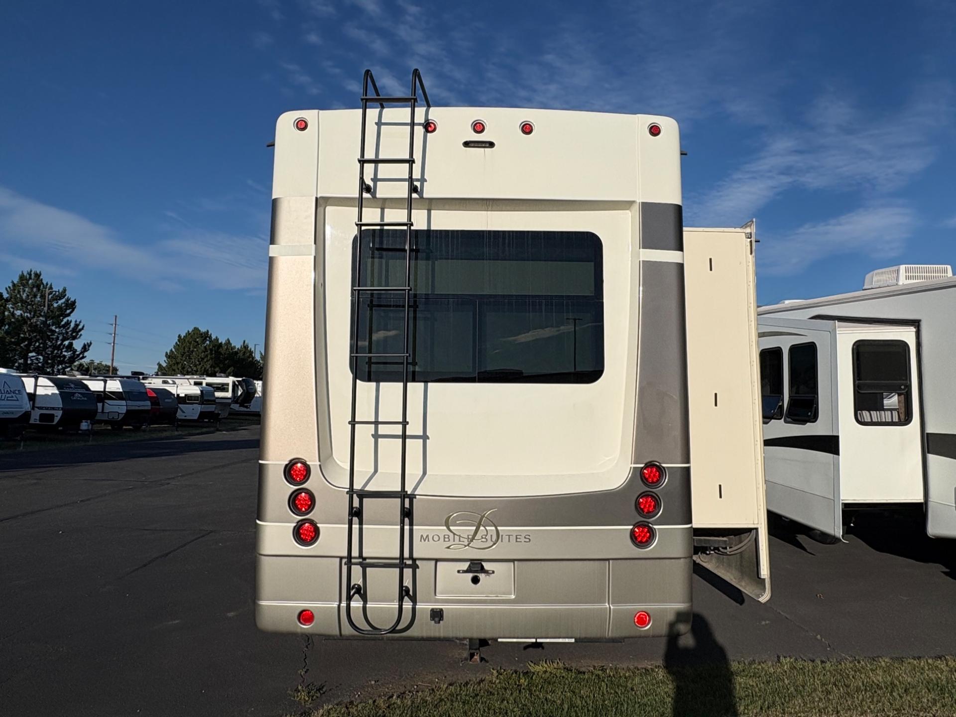 2020 DRV 2020 DRV Mobile Suites - thumbnail 7