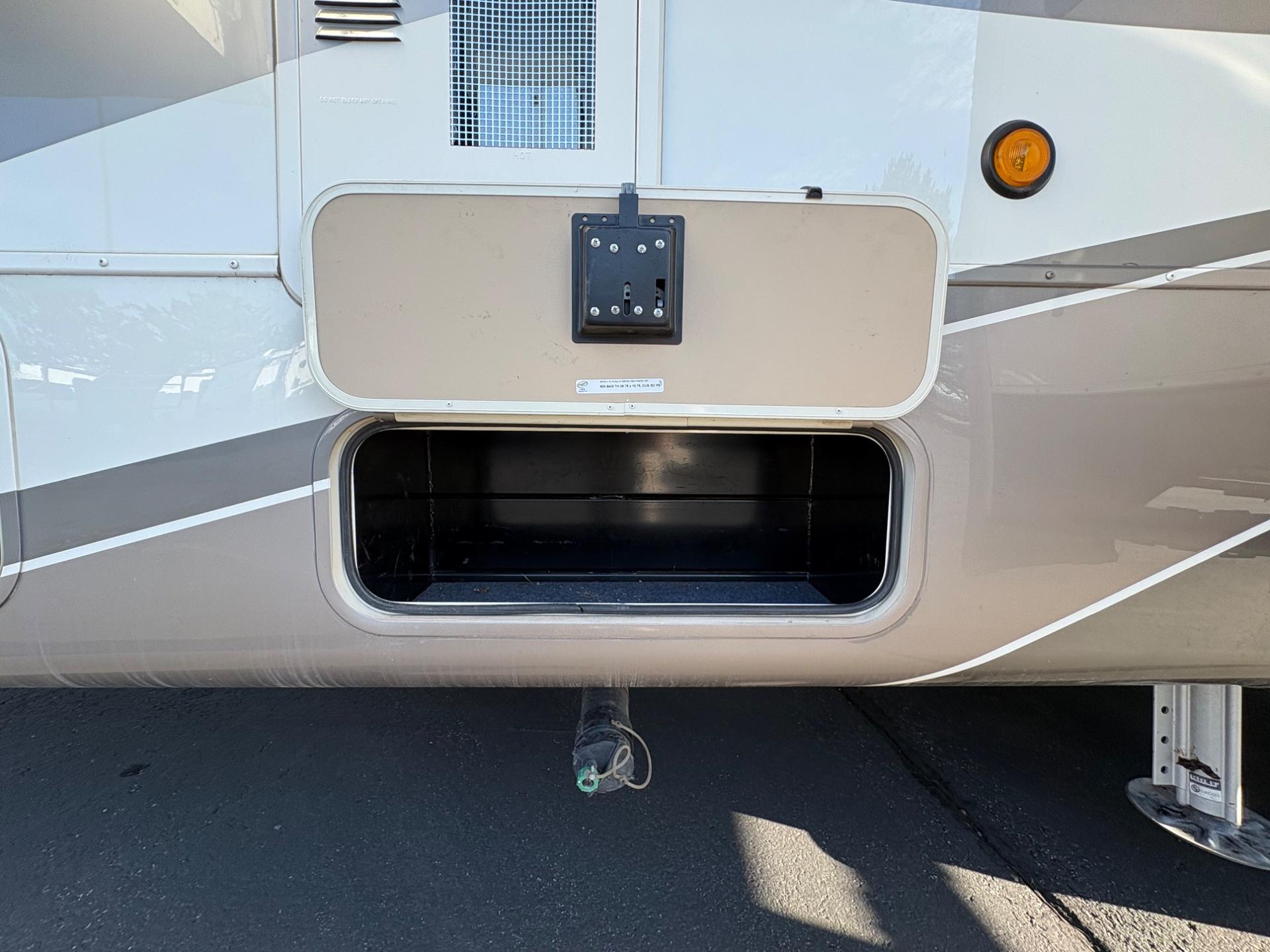 2020 DRV 2020 DRV Mobile Suites - thumbnail 15
