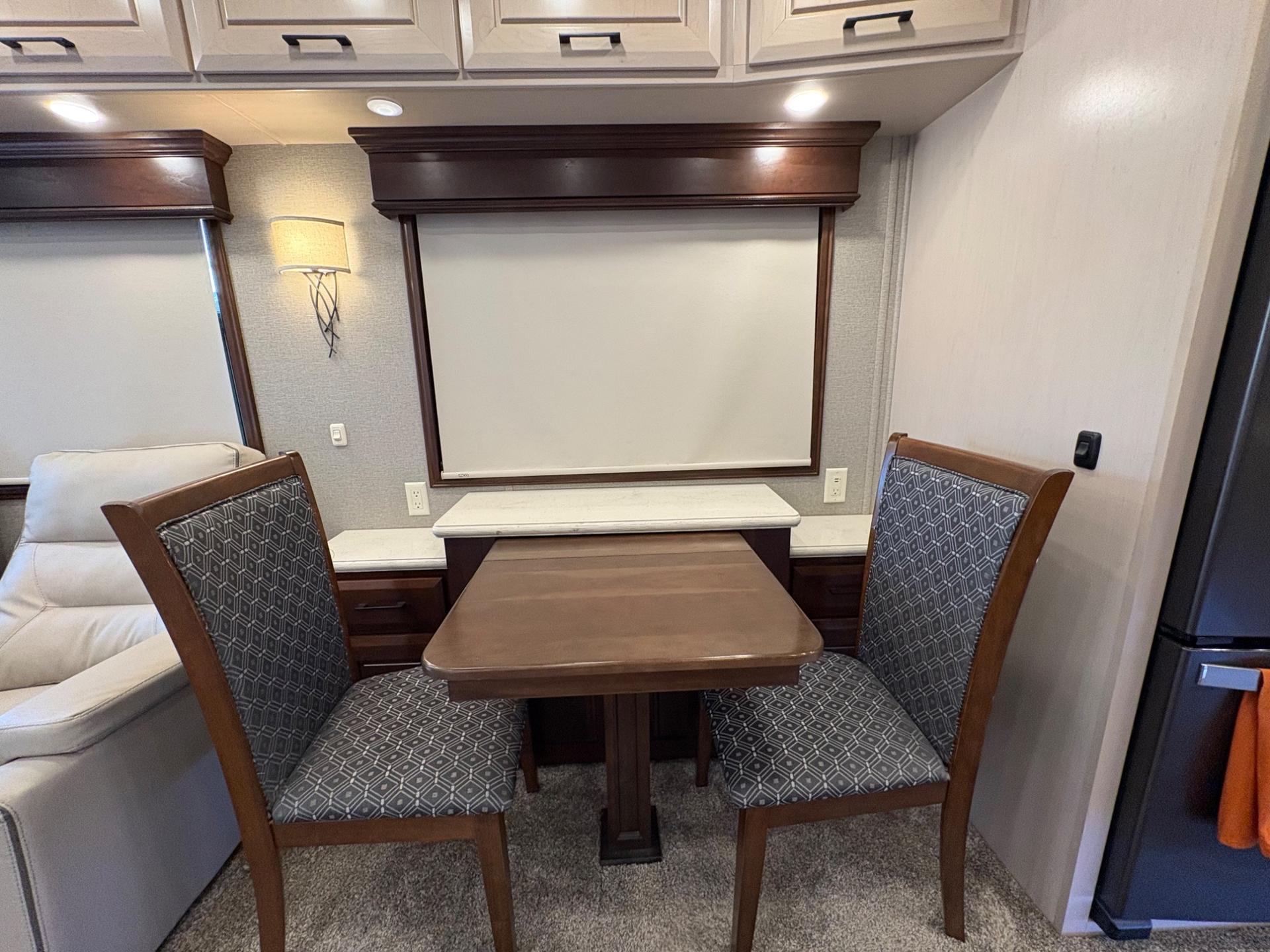 2020 DRV 2020 DRV Mobile Suites - thumbnail 23