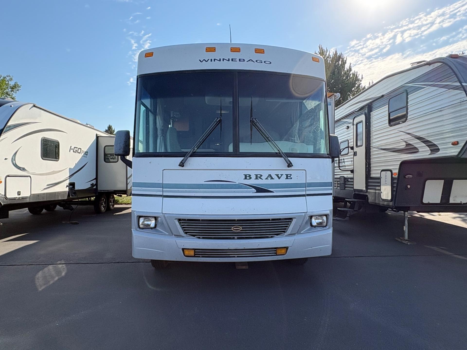 2003 Winnebago 2003 Winnebago Brave - thumbnail 4