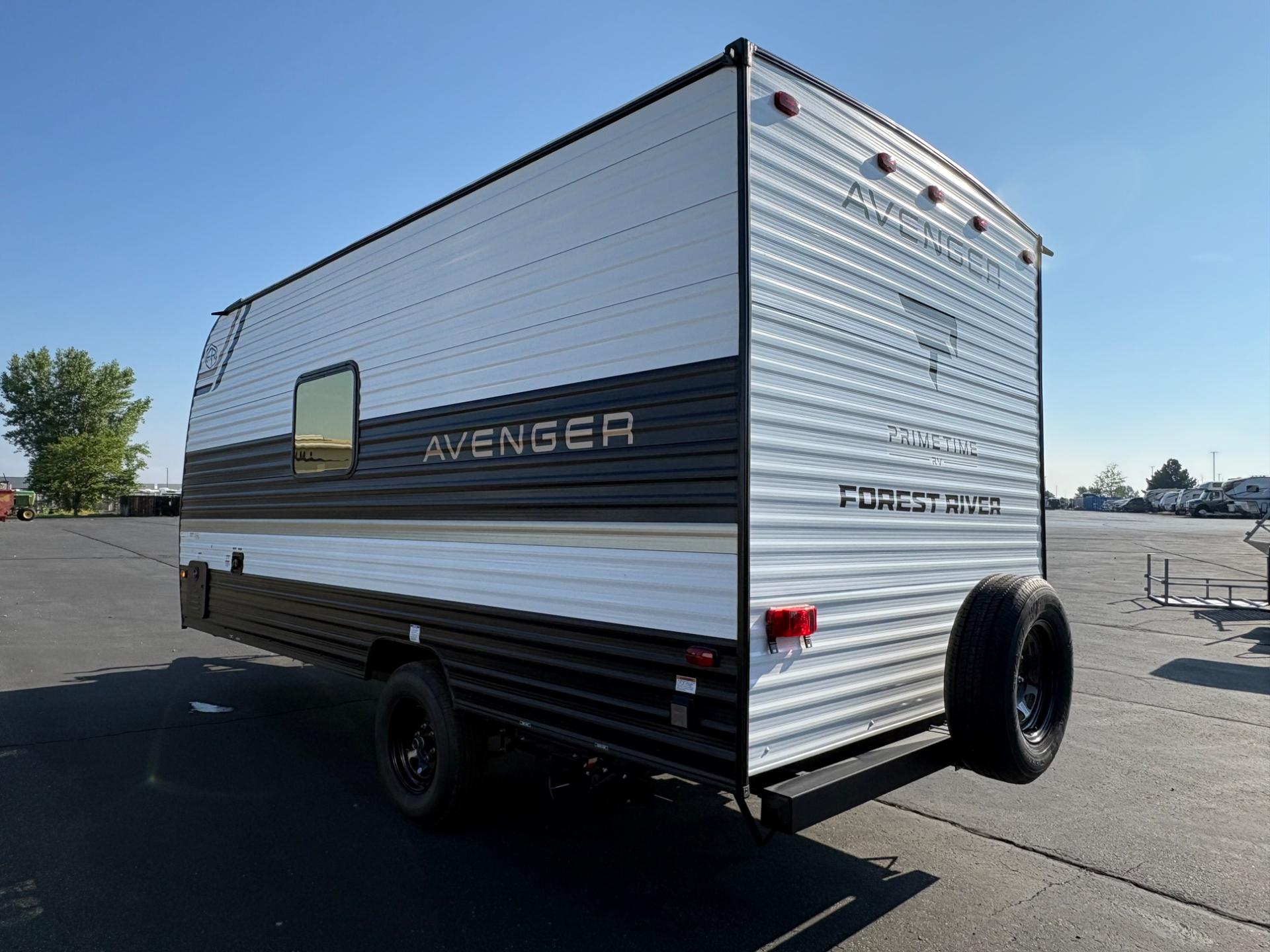 2027 Prime Time RV 2027 Prime Time RV Avenger - thumbnail 3