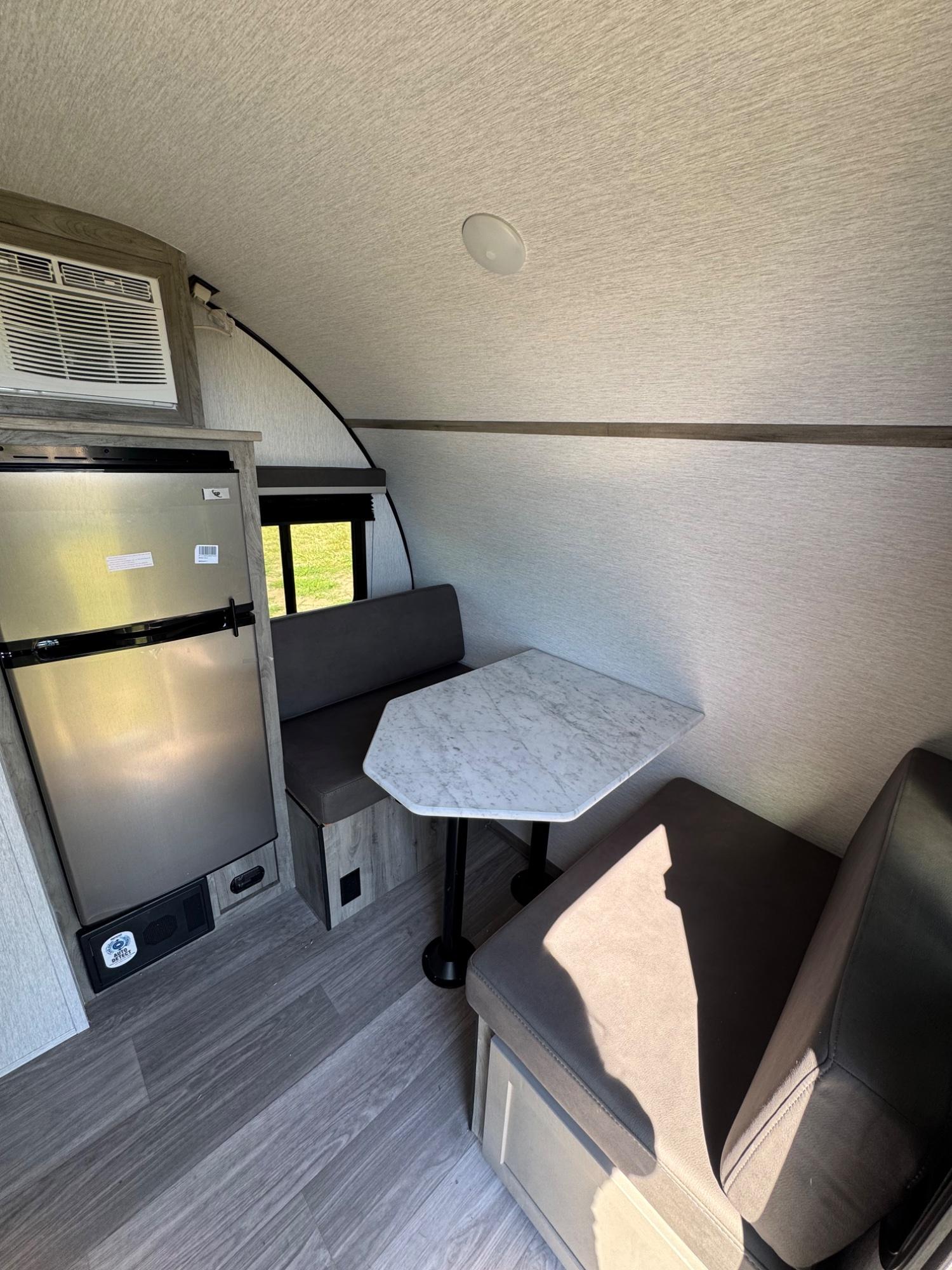 2027 Sunset Park RV 2027 Sunset Park RV Sunray - thumbnail 7