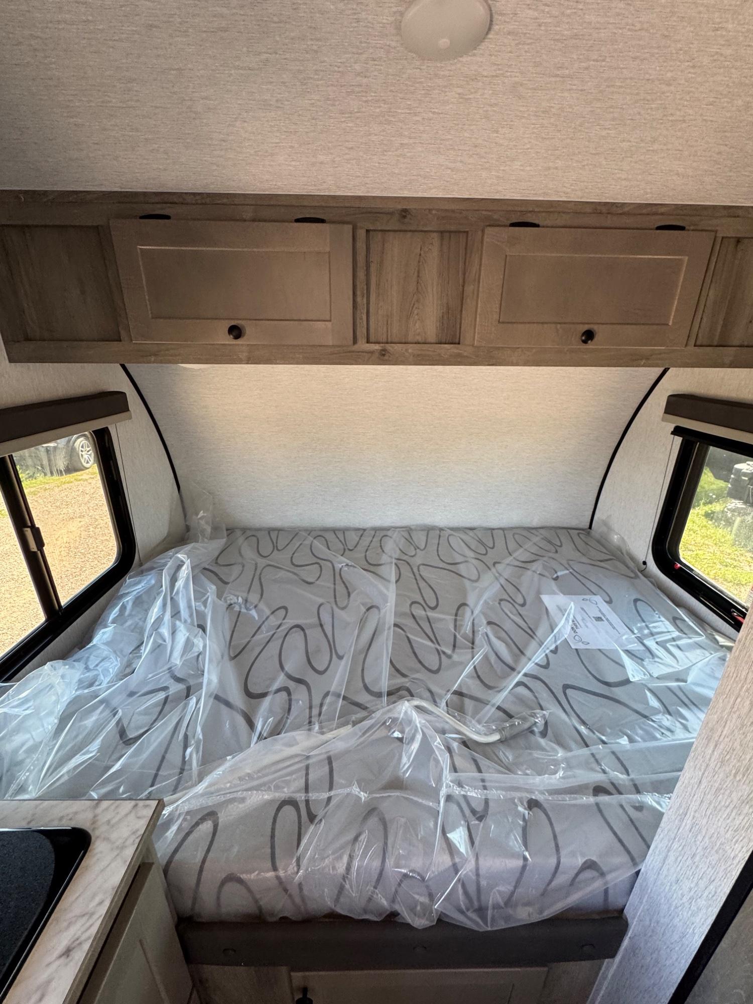 2027 Sunset Park RV 2027 Sunset Park RV Sunray - thumbnail 11