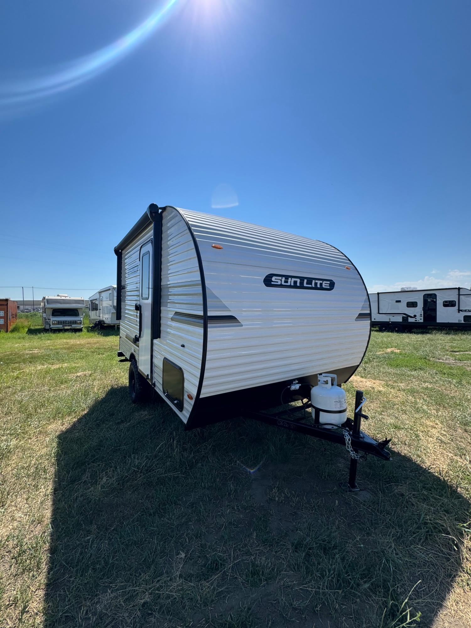 2027 Sunset Park RV 2027 Sunset Park RV Sun Lite - thumbnail 5