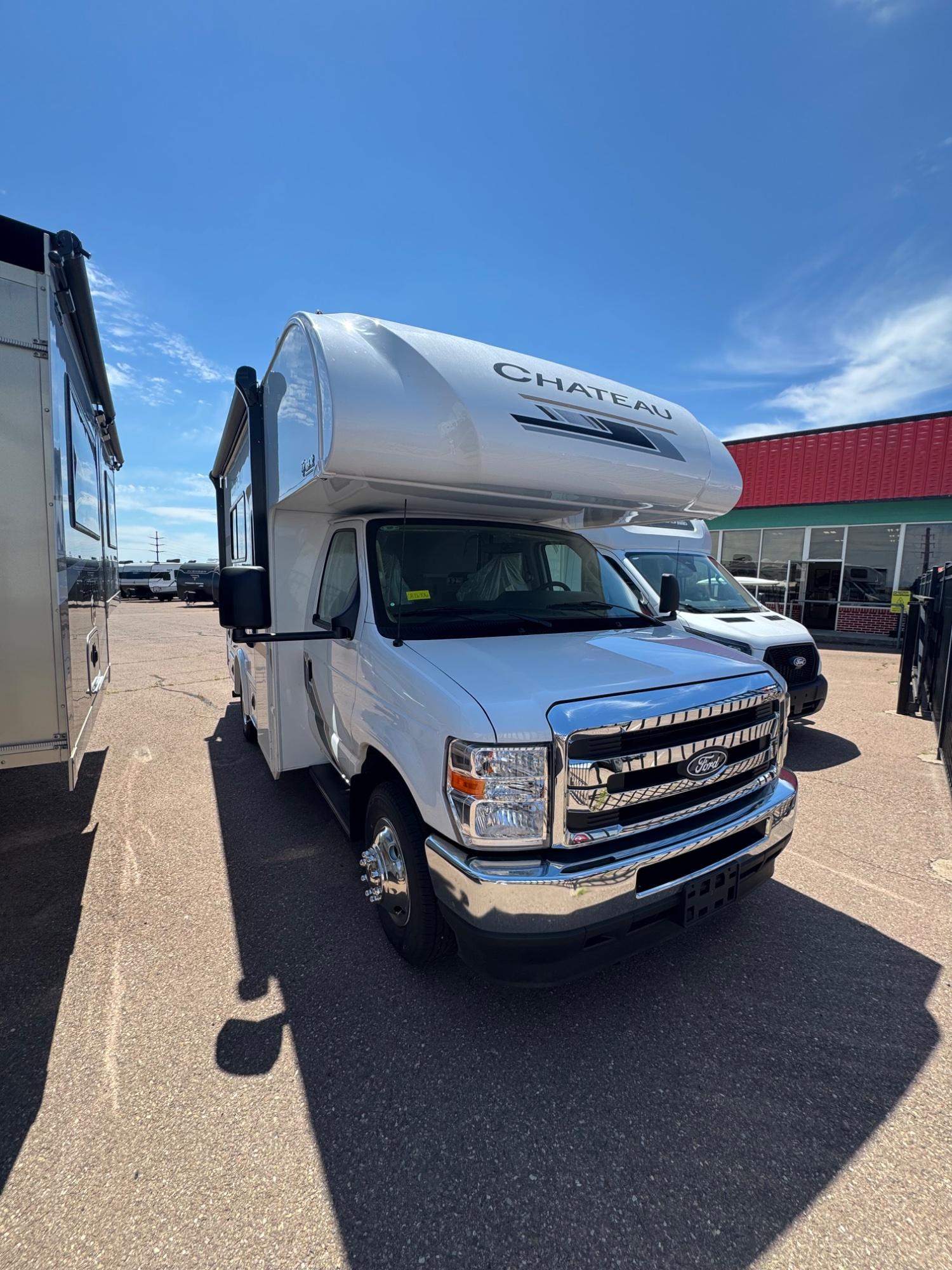 2027 Thor Motor Coach Chateau 19X