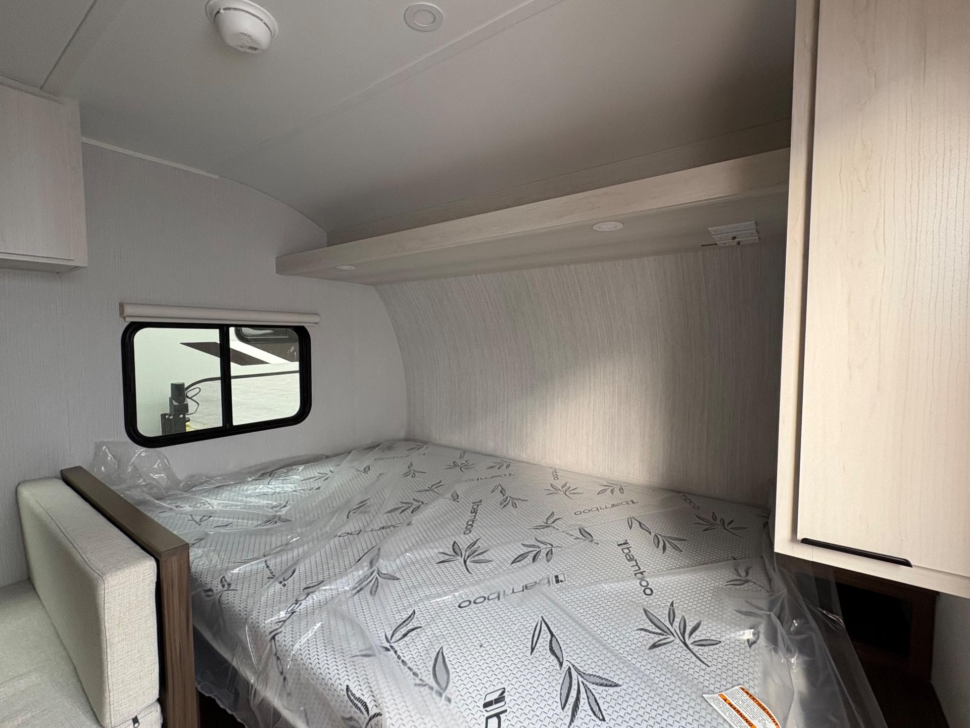 2027 Winnebago 2027 Winnebago Access - thumbnail 15