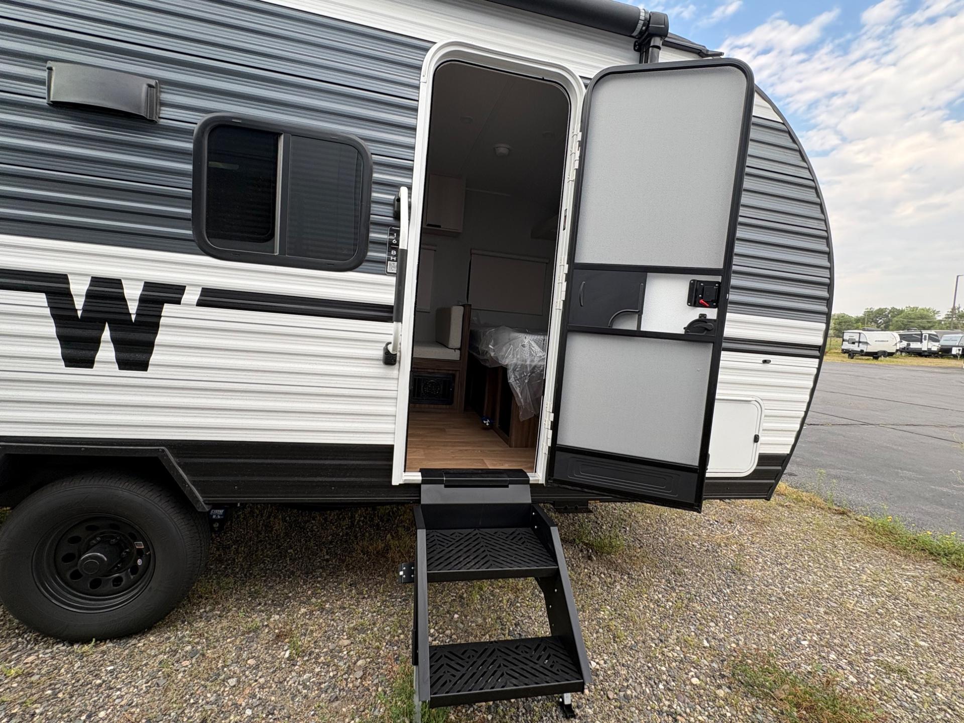 2027 Winnebago 2027 Winnebago Access - thumbnail 6