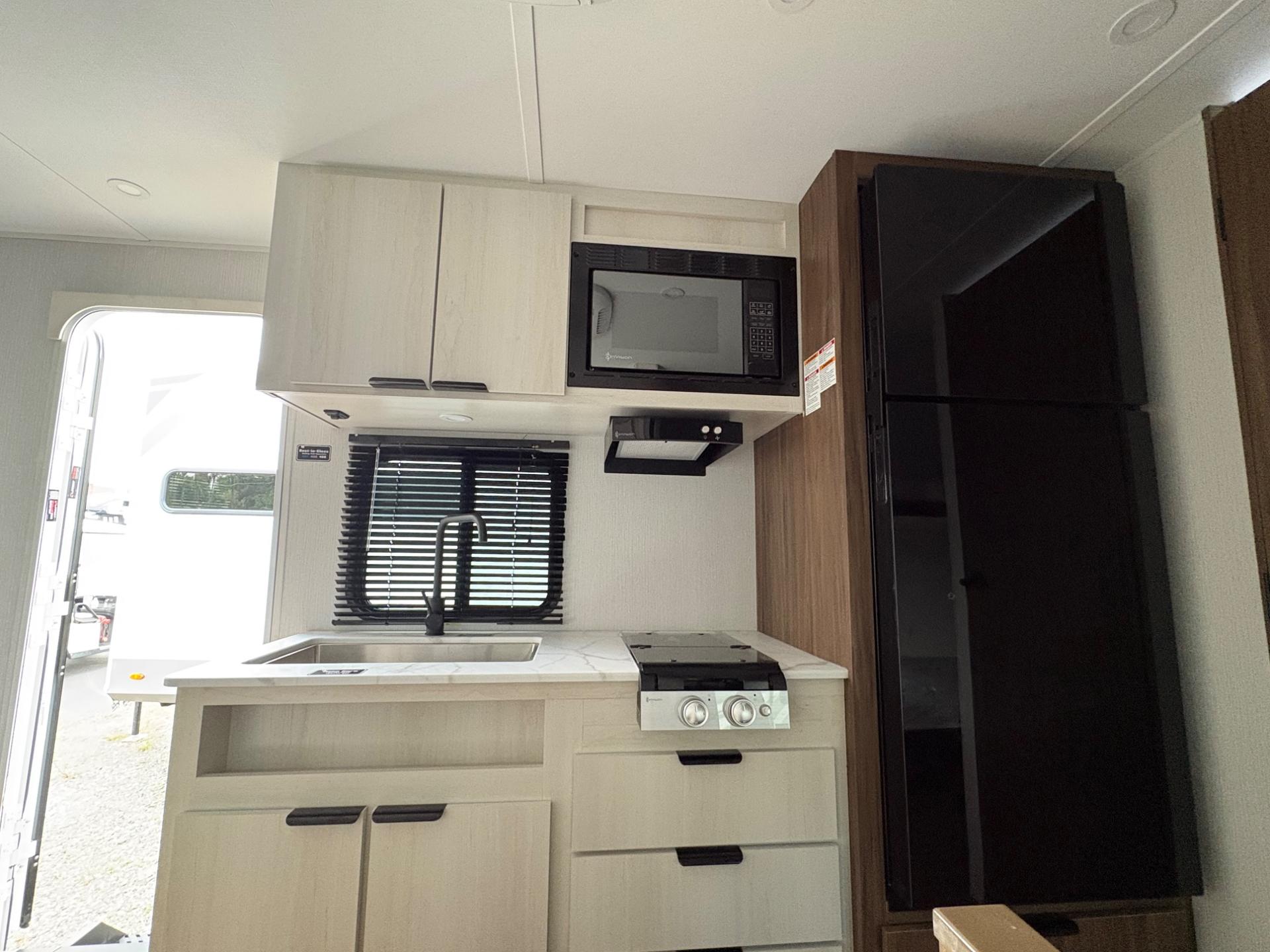 2027 Winnebago 2027 Winnebago Access - thumbnail 30