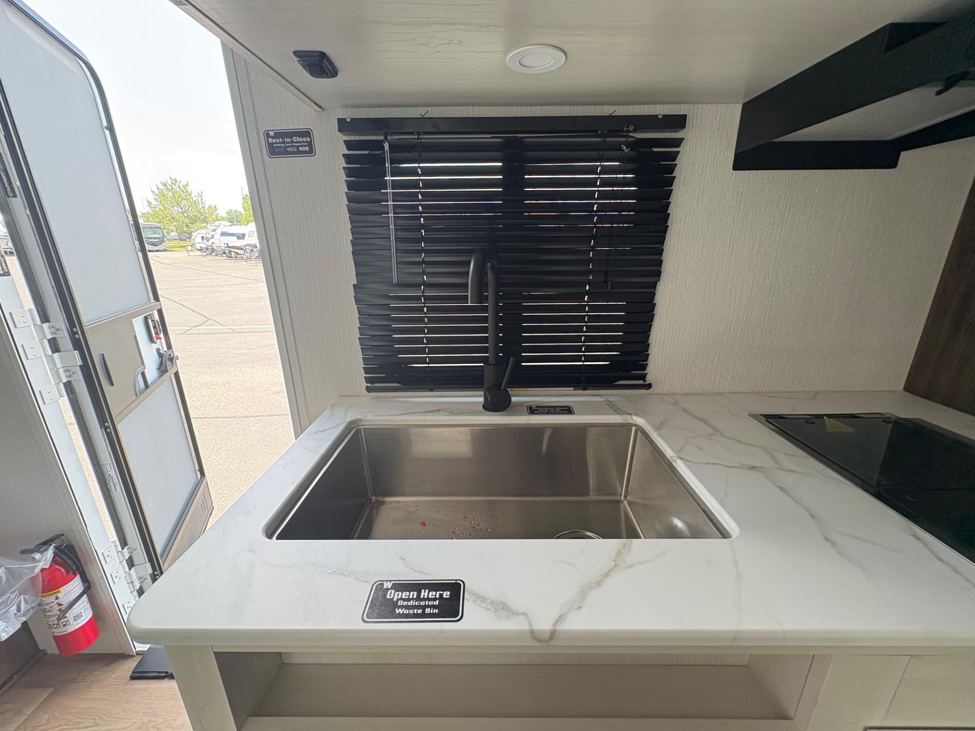 2027 Winnebago 2027 Winnebago ACCESS - thumbnail 29