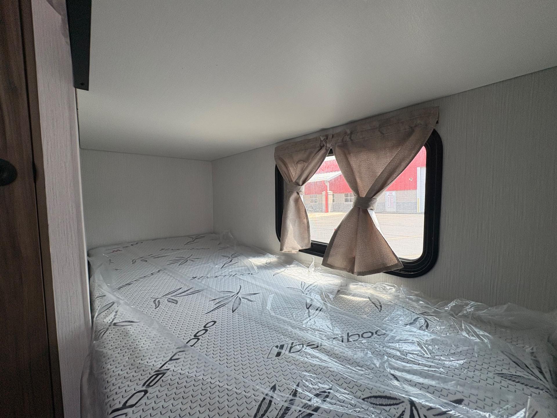 2027 Winnebago 2027 Winnebago ACCESS - thumbnail 37