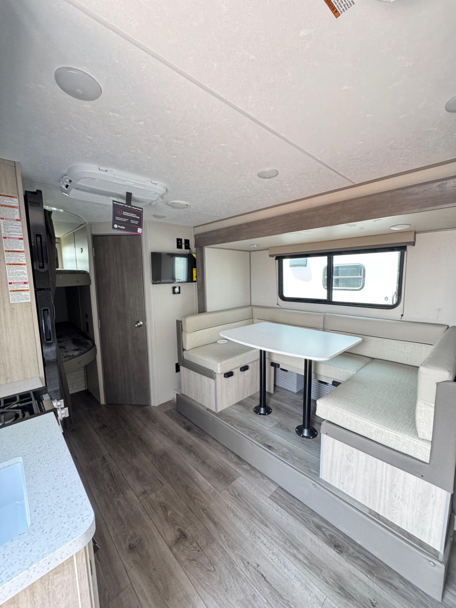 2026 Coachmen 2026 Coachmen Catalina - thumbnail 8