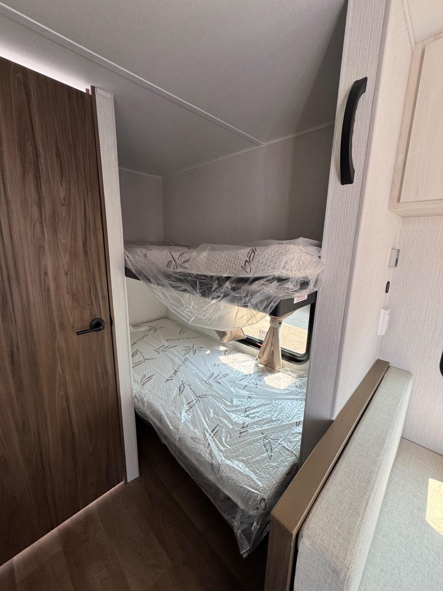 2027 Winnebago 2027 Winnebago Access - thumbnail 8