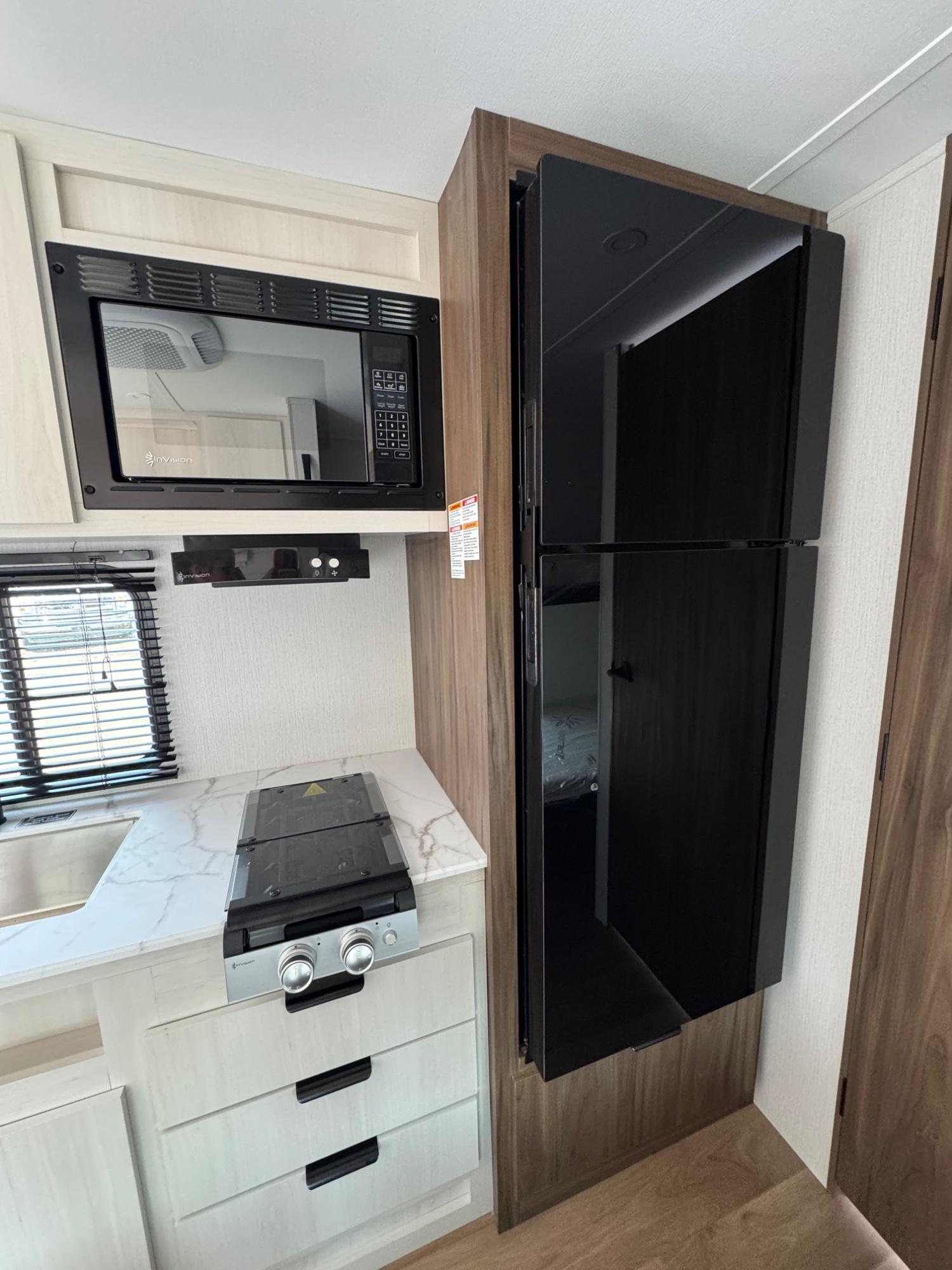 2027 Winnebago 2027 Winnebago Access - thumbnail 9
