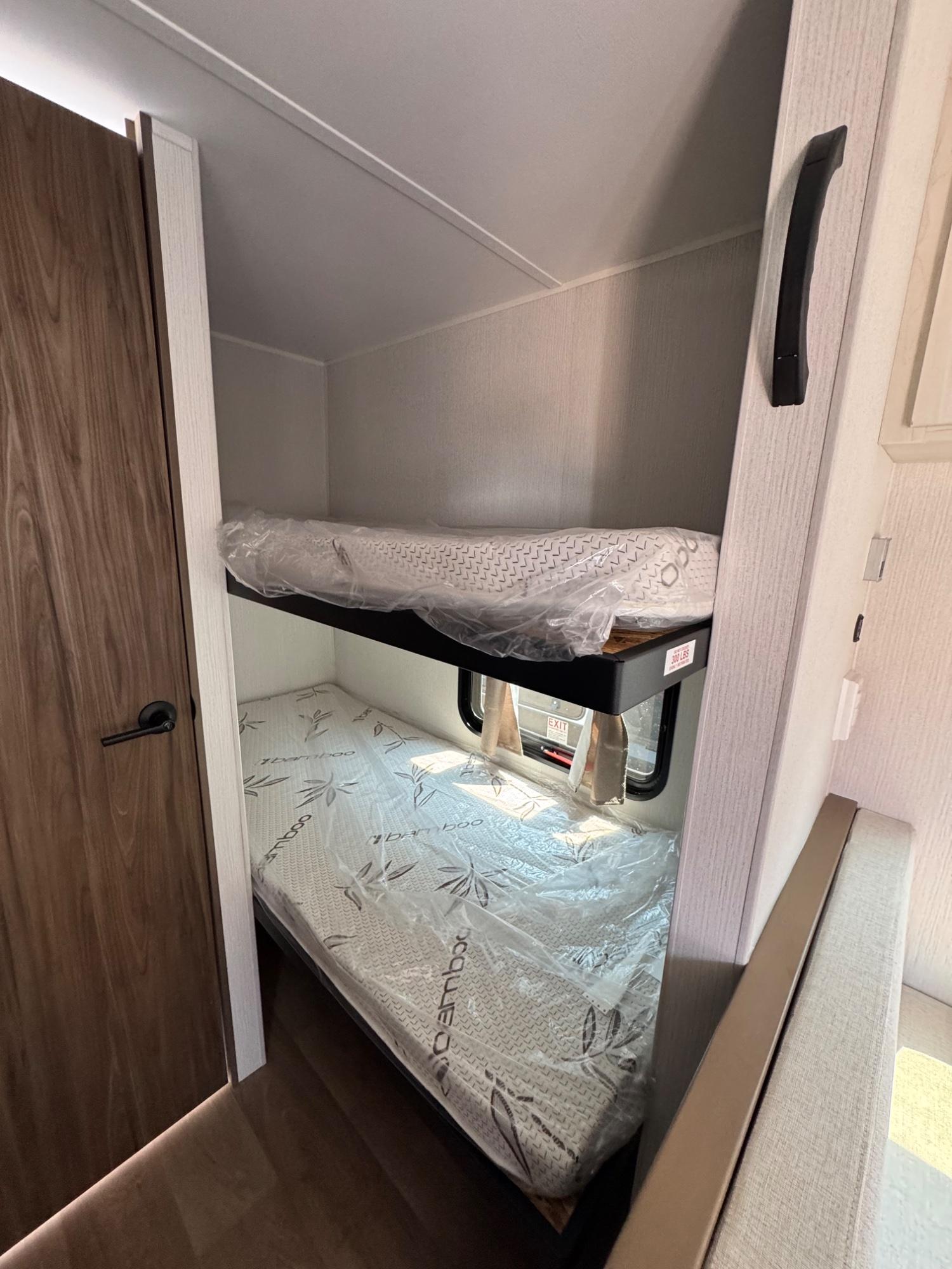 2027 Winnebago 2027 Winnebago Access - thumbnail 8