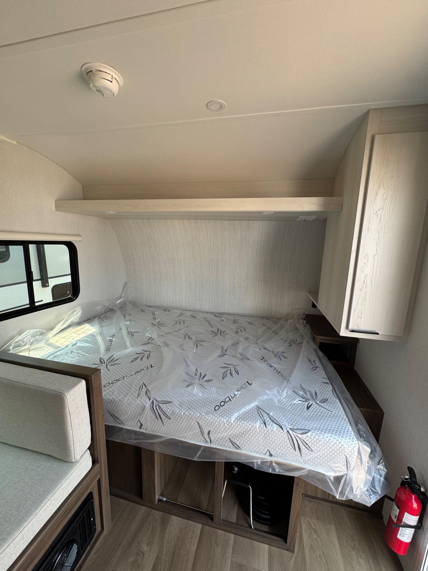 2027 Winnebago 2027 Winnebago Access - thumbnail 10