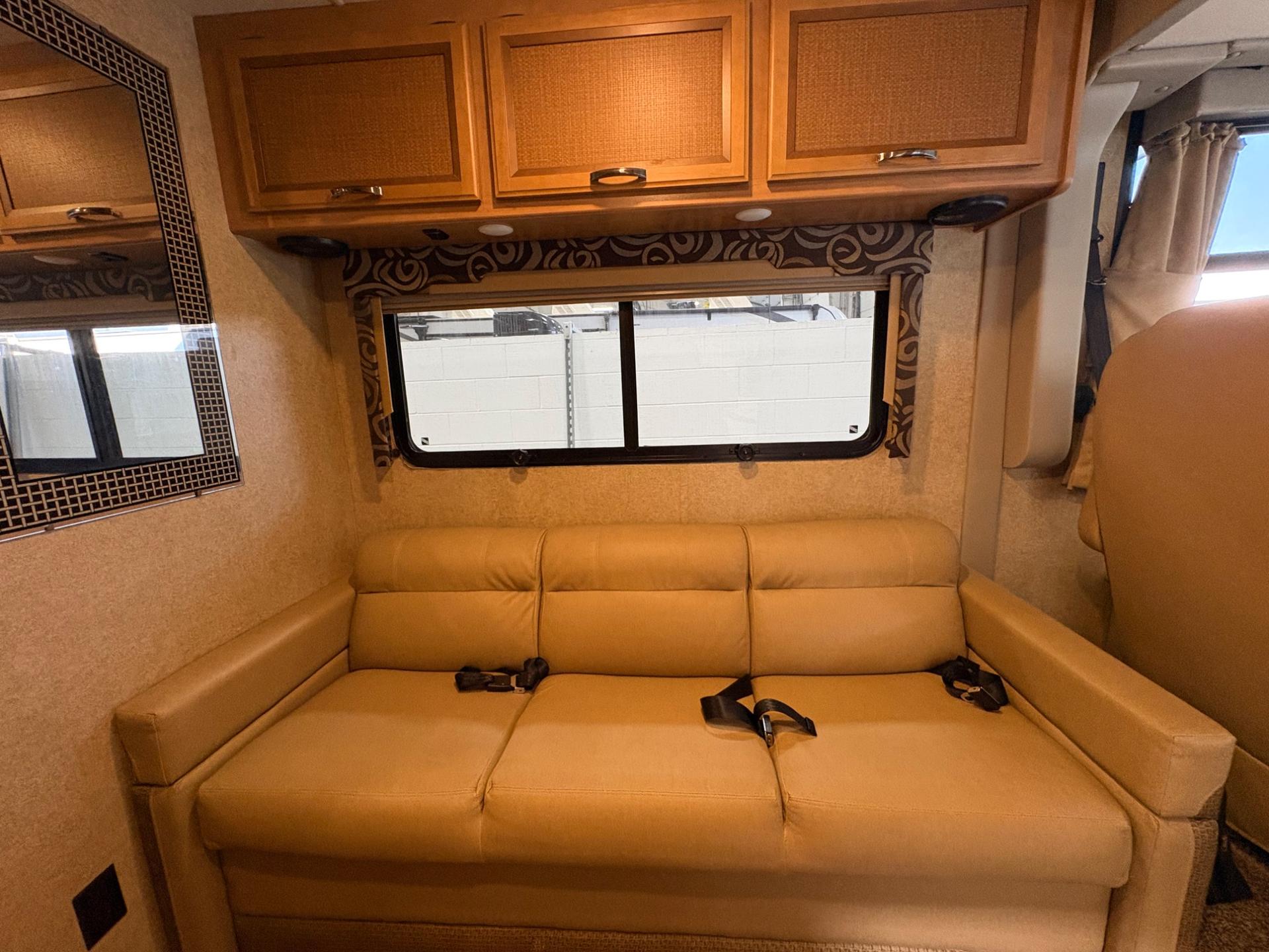 2016 Thor Motor Coach 2016 Thor Motor Coach Vegas - thumbnail 33