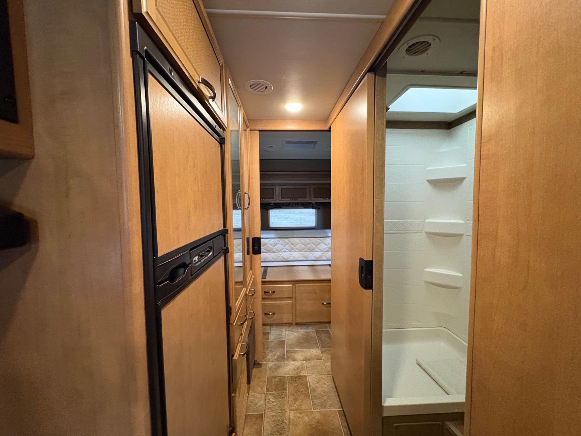 2016 Thor Motor Coach 2016 Thor Motor Coach Vegas - thumbnail 38