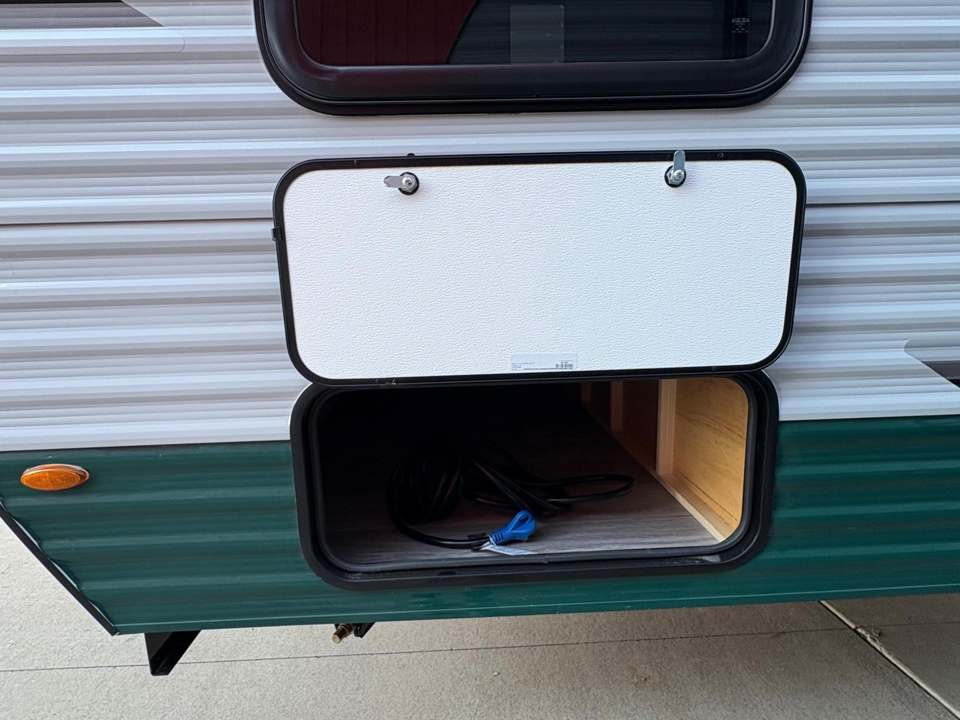 2027 Sunset Park & RV 2027 Sunset Park & RV Sunlite - thumbnail 9