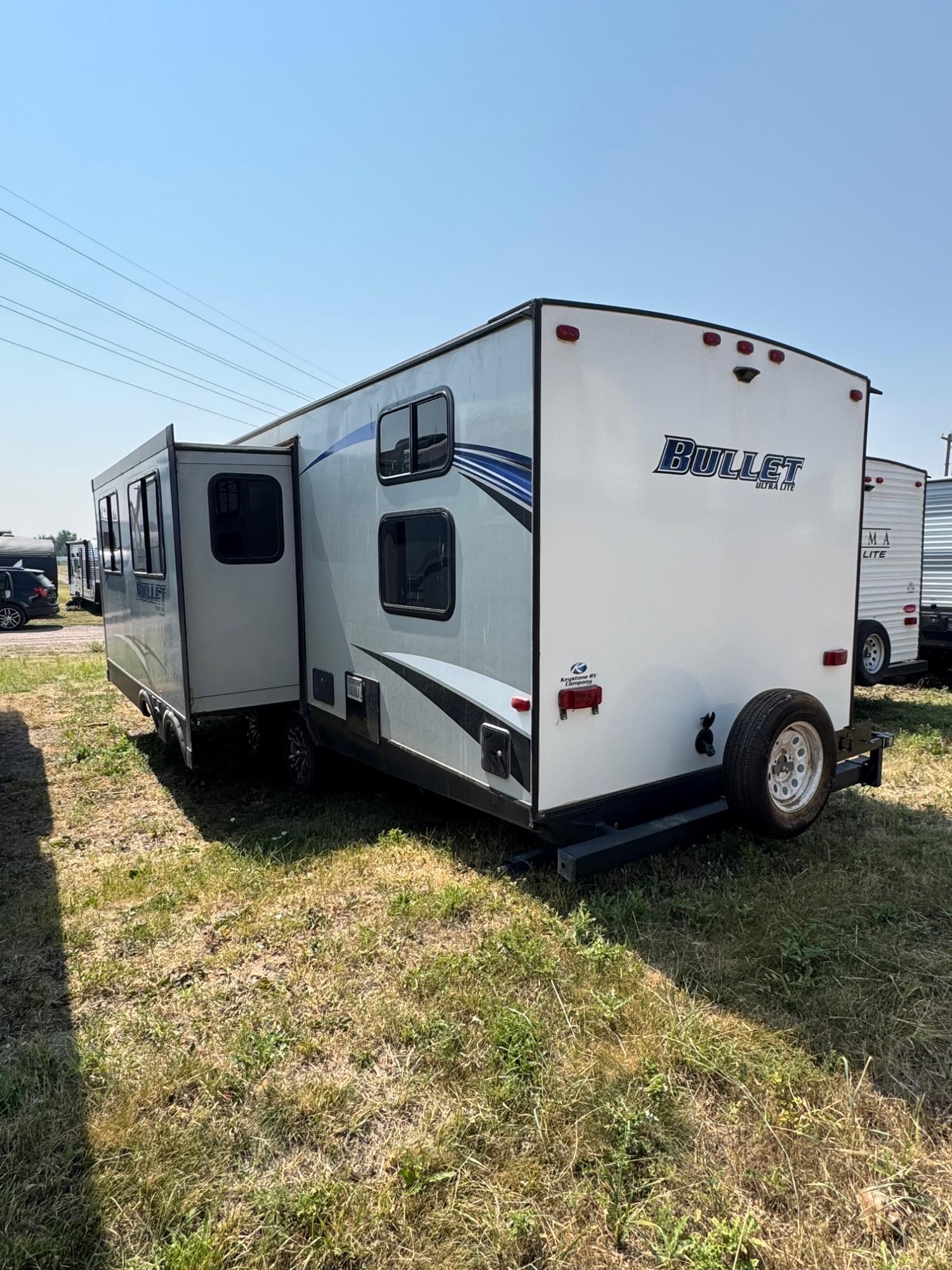 2020 Keystone 2020 Keystone Bullet Ultra Lite - thumbnail 3