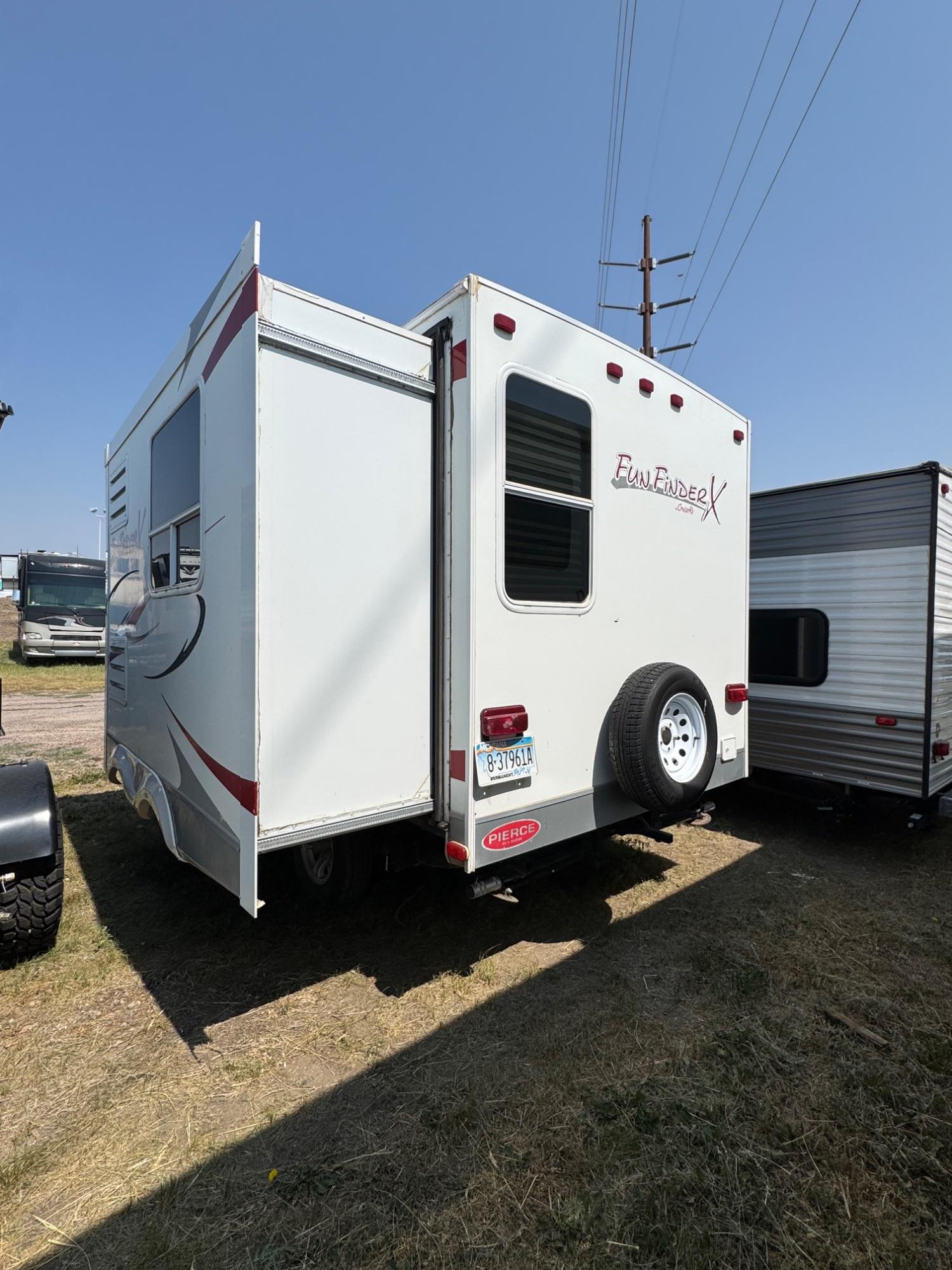 2011 Cruiser RV 2011 Cruiser RV Fun Finder X - thumbnail 3
