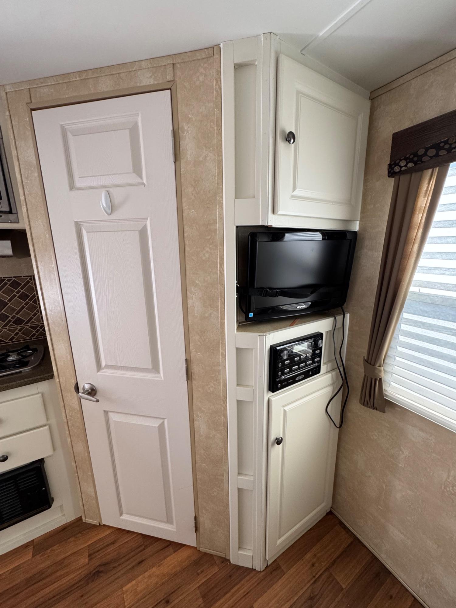 2011 Cruiser RV 2011 Cruiser RV Fun Finder X - thumbnail 9