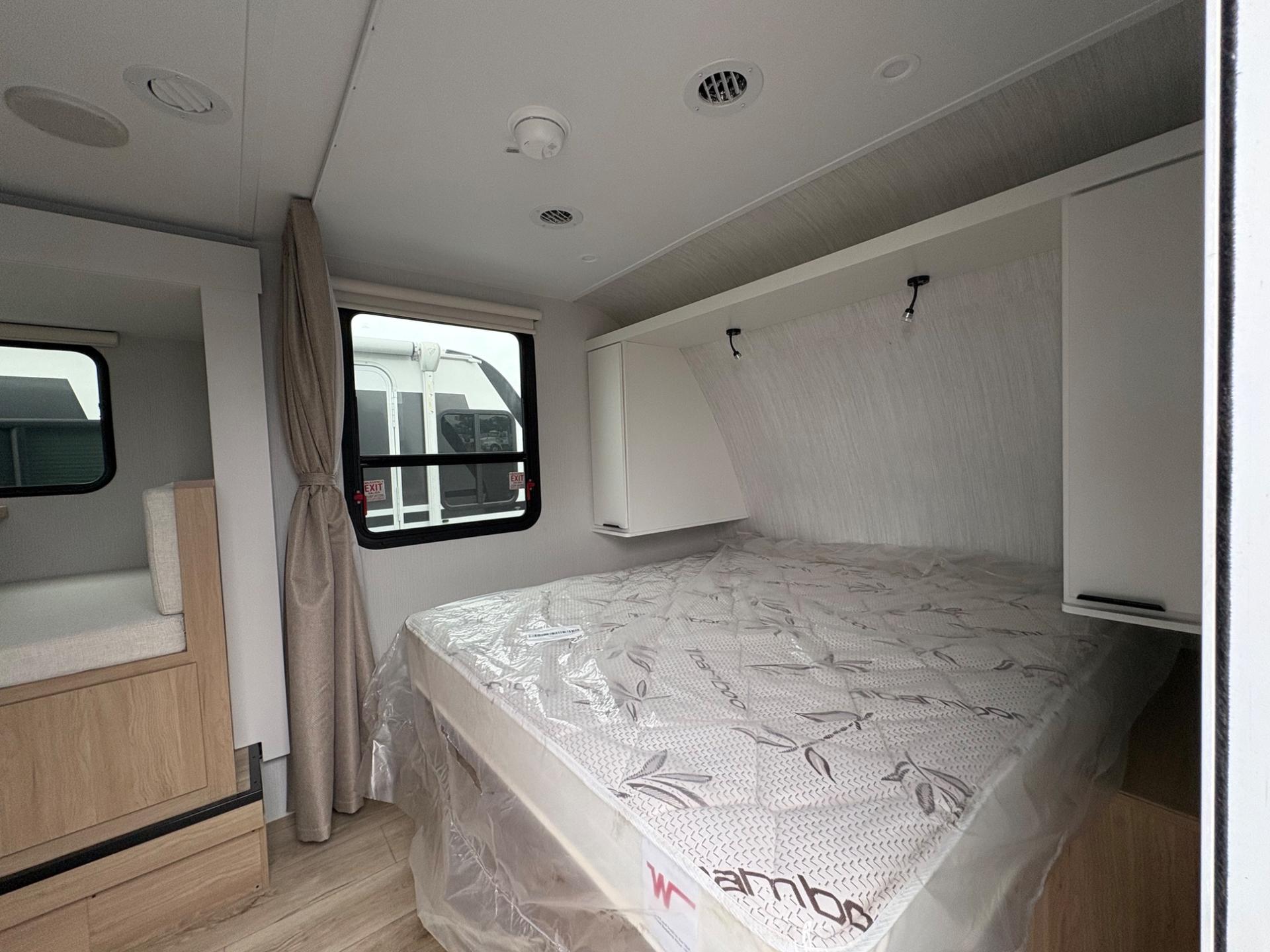 2027 Winnebago 2027 Winnebago Micro Minnie - thumbnail 17