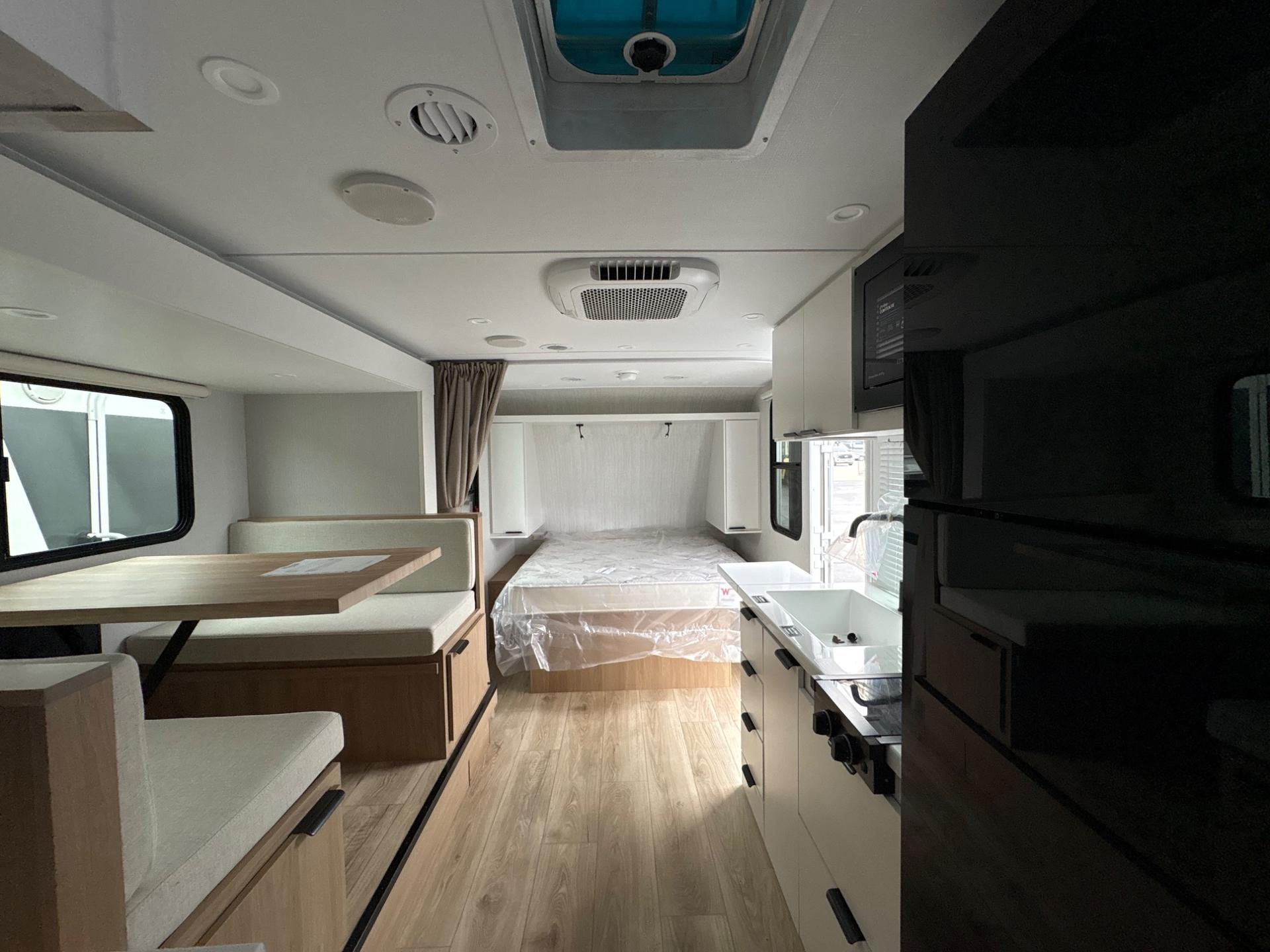 2027 Winnebago 2027 Winnebago Micro Minnie - thumbnail 31