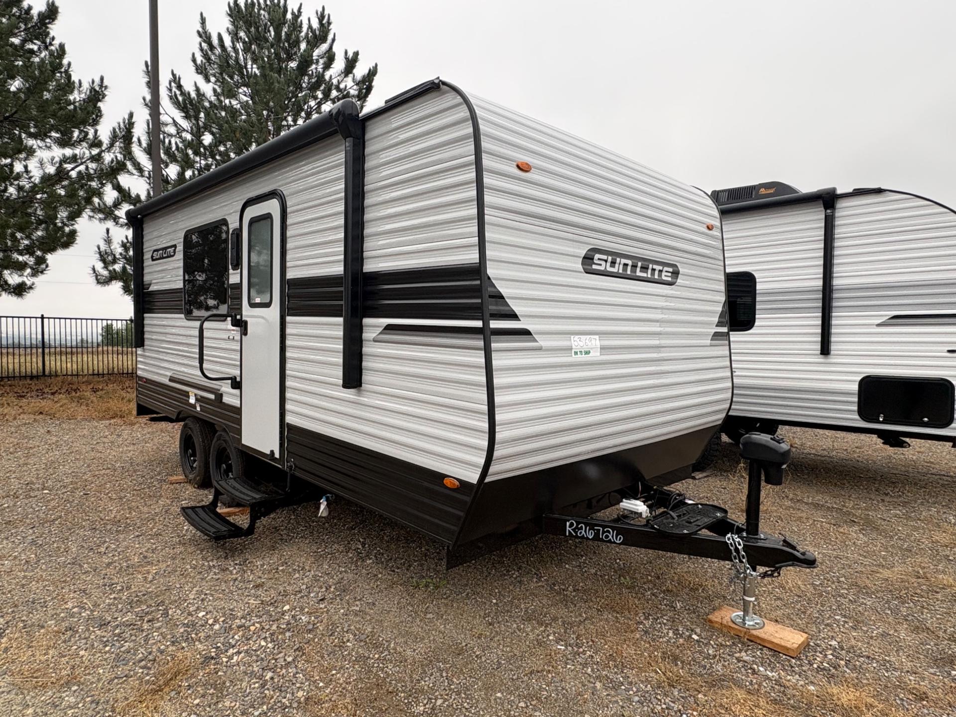 2027 Sunset Park & RV 2027 Sunset Park & RV SunLite - thumbnail 6