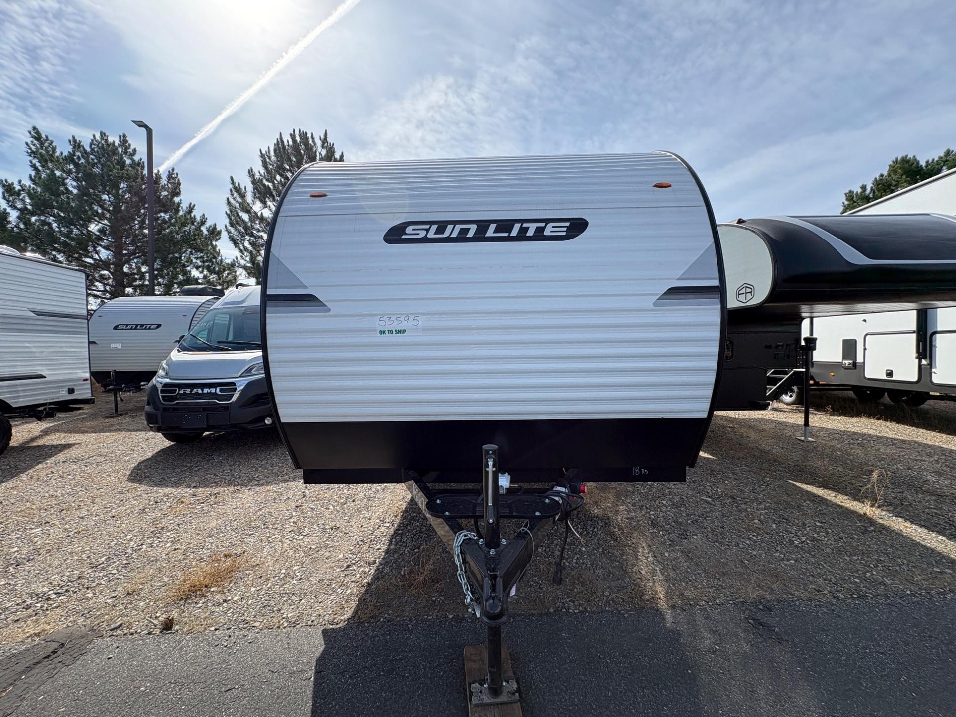2027 Sunset Park & RV 2027 Sunset Park & RV Sunlite - thumbnail 7