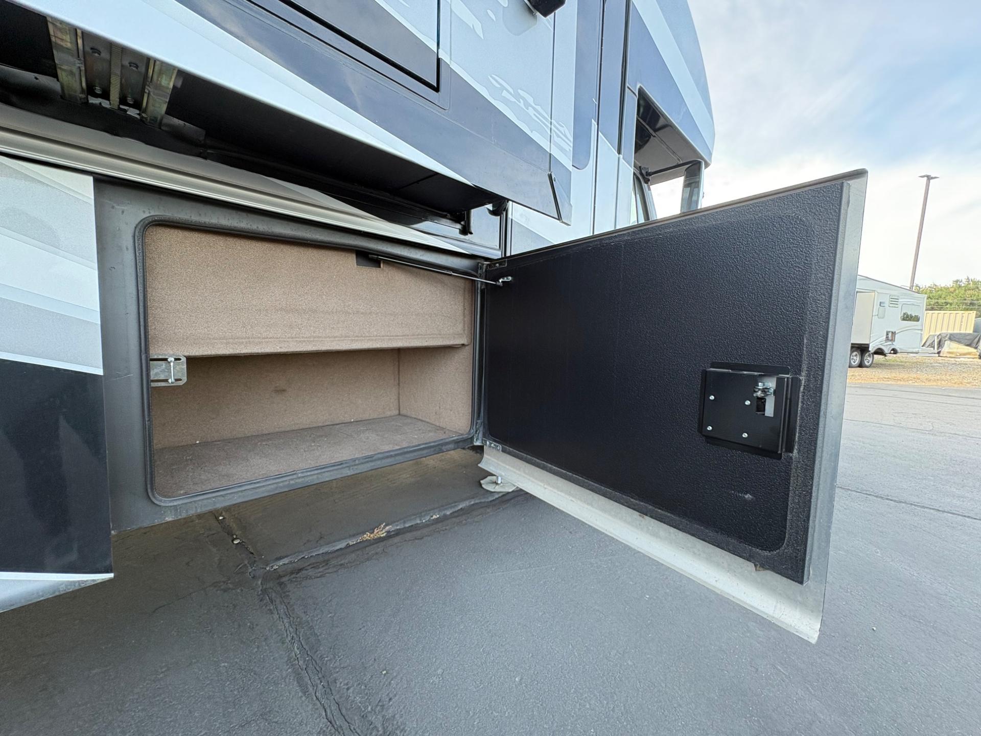2023 Jayco 2023 Jayco Seneca - thumbnail 25