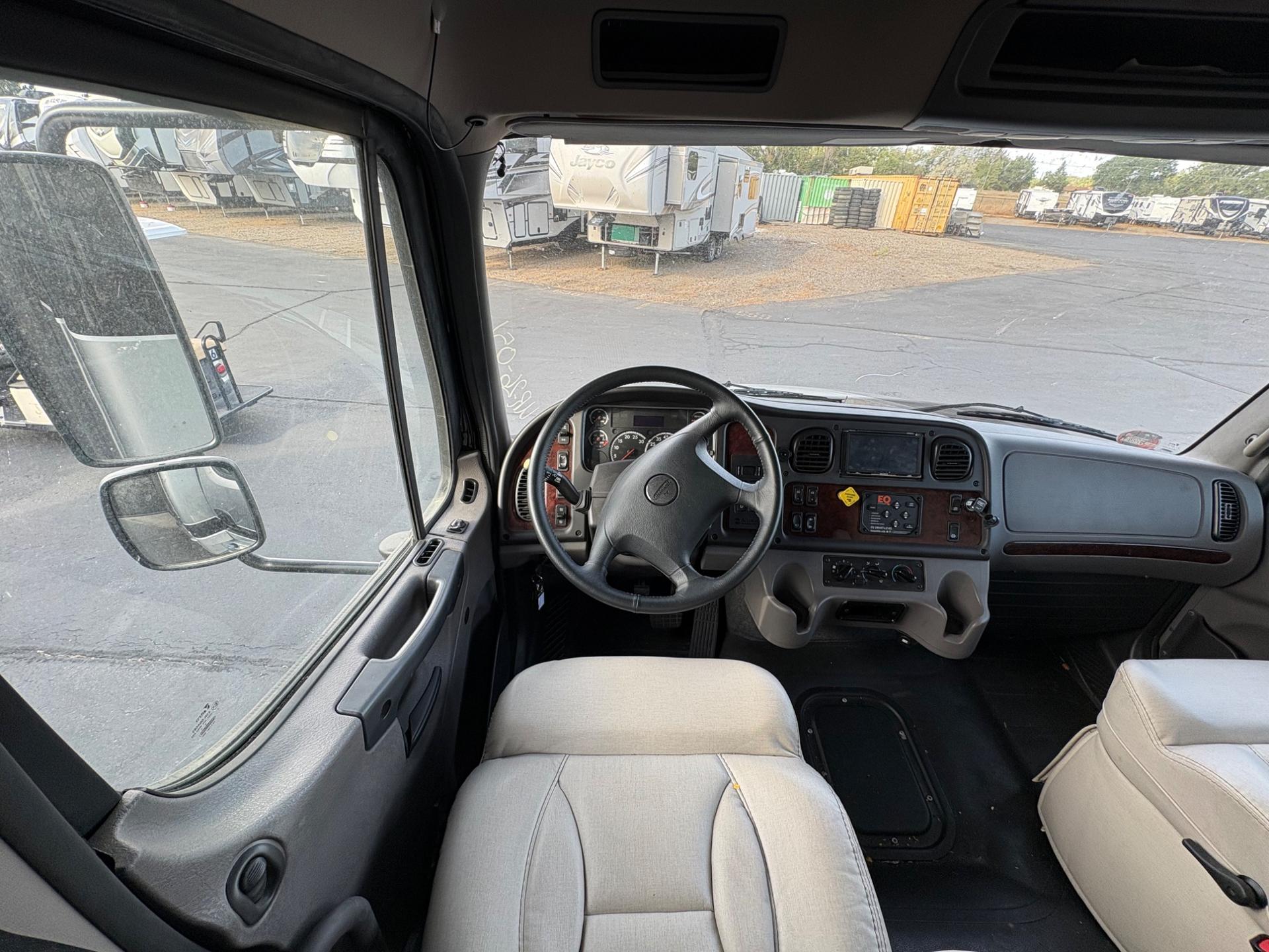 2023 Jayco 2023 Jayco Seneca - thumbnail 28