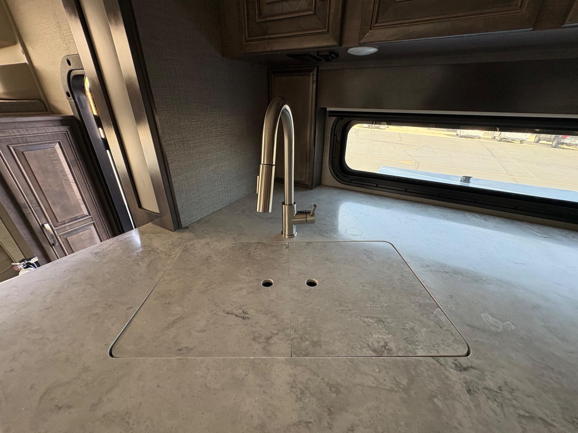 2023 Jayco 2023 Jayco Seneca - thumbnail 38