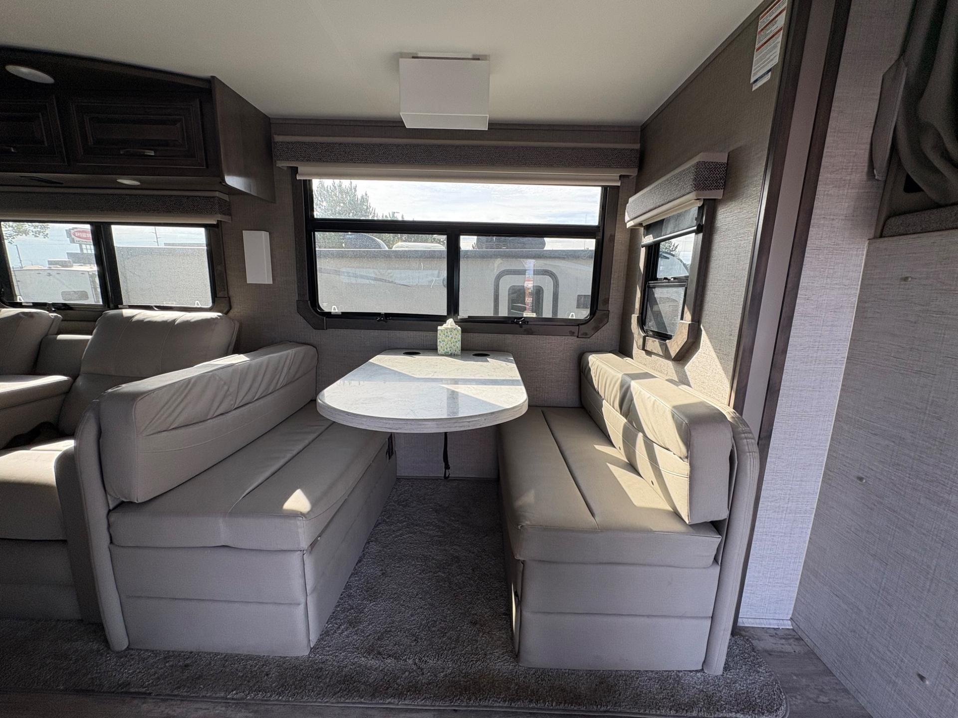 2023 Jayco 2023 Jayco Seneca - thumbnail 44