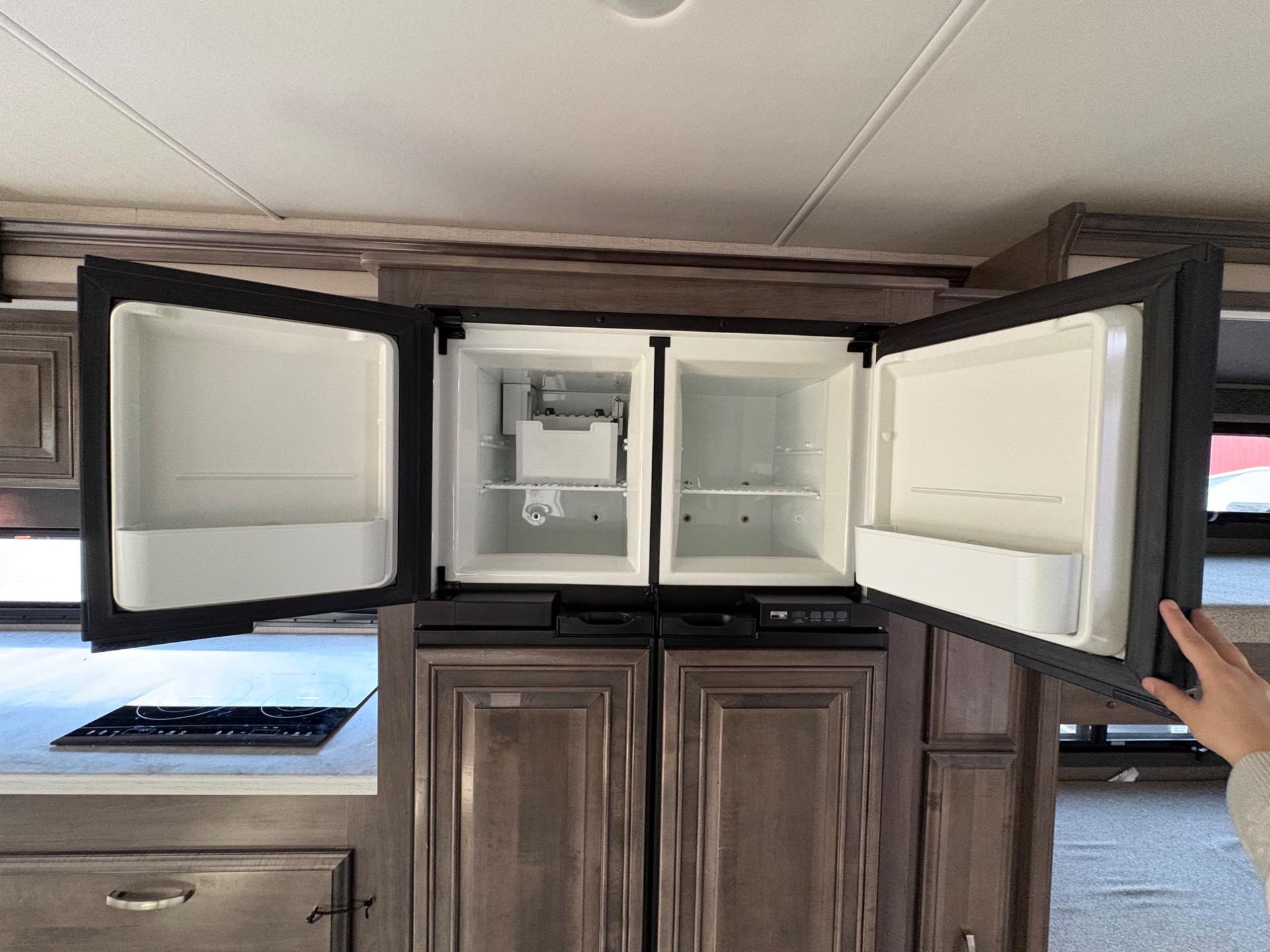 2023 Jayco 2023 Jayco Seneca - thumbnail 42