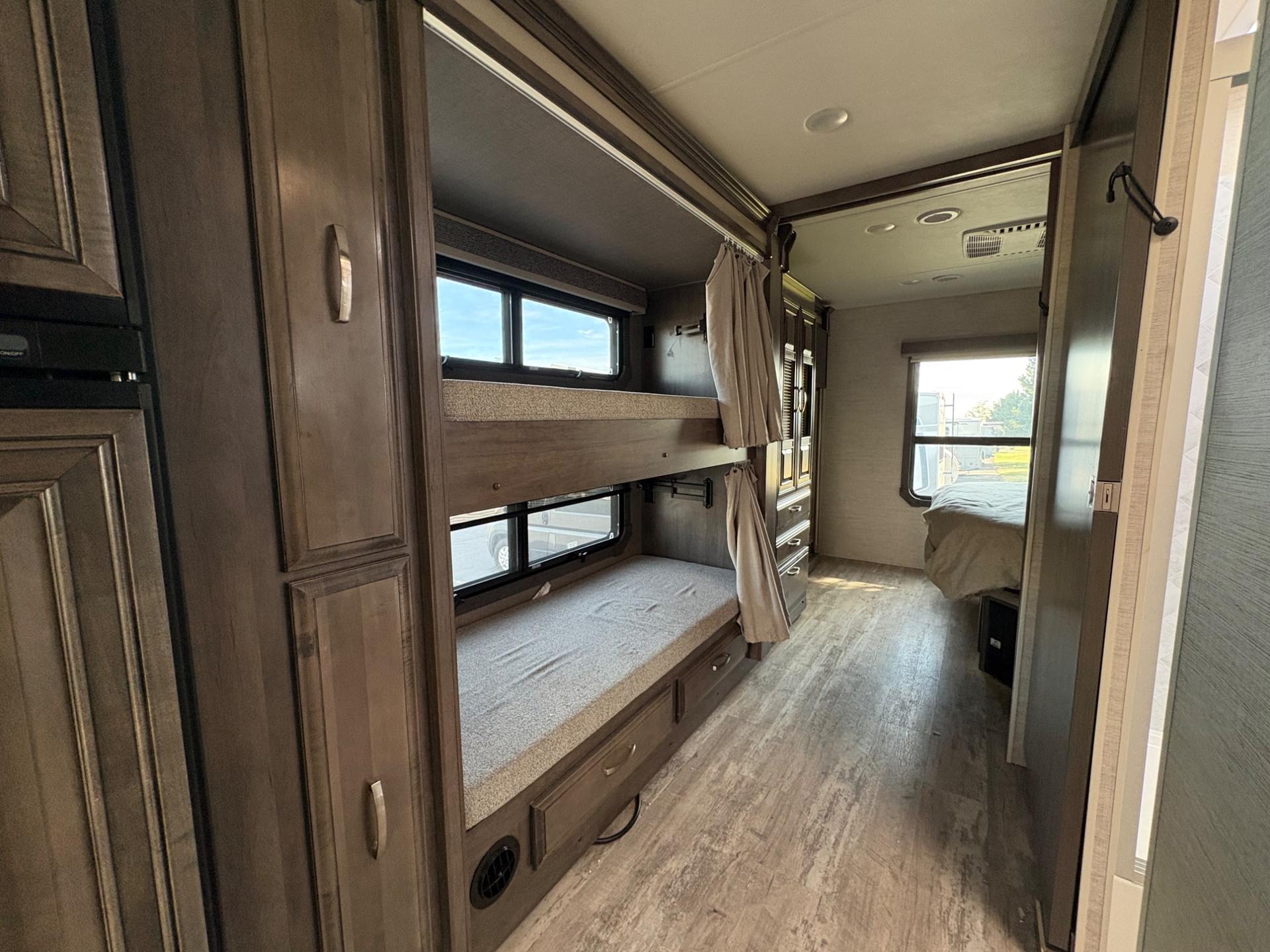2023 Jayco 2023 Jayco Seneca - thumbnail 49