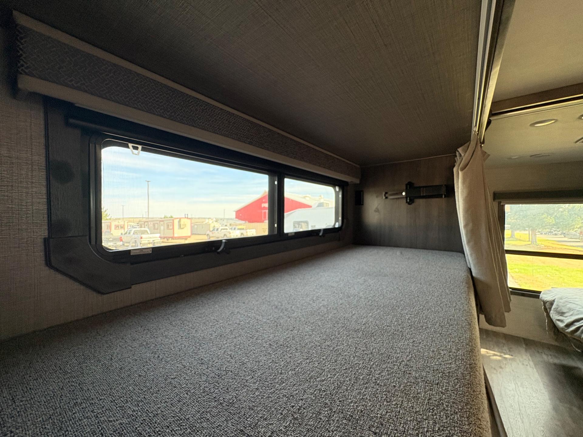 2023 Jayco 2023 Jayco Seneca - thumbnail 50