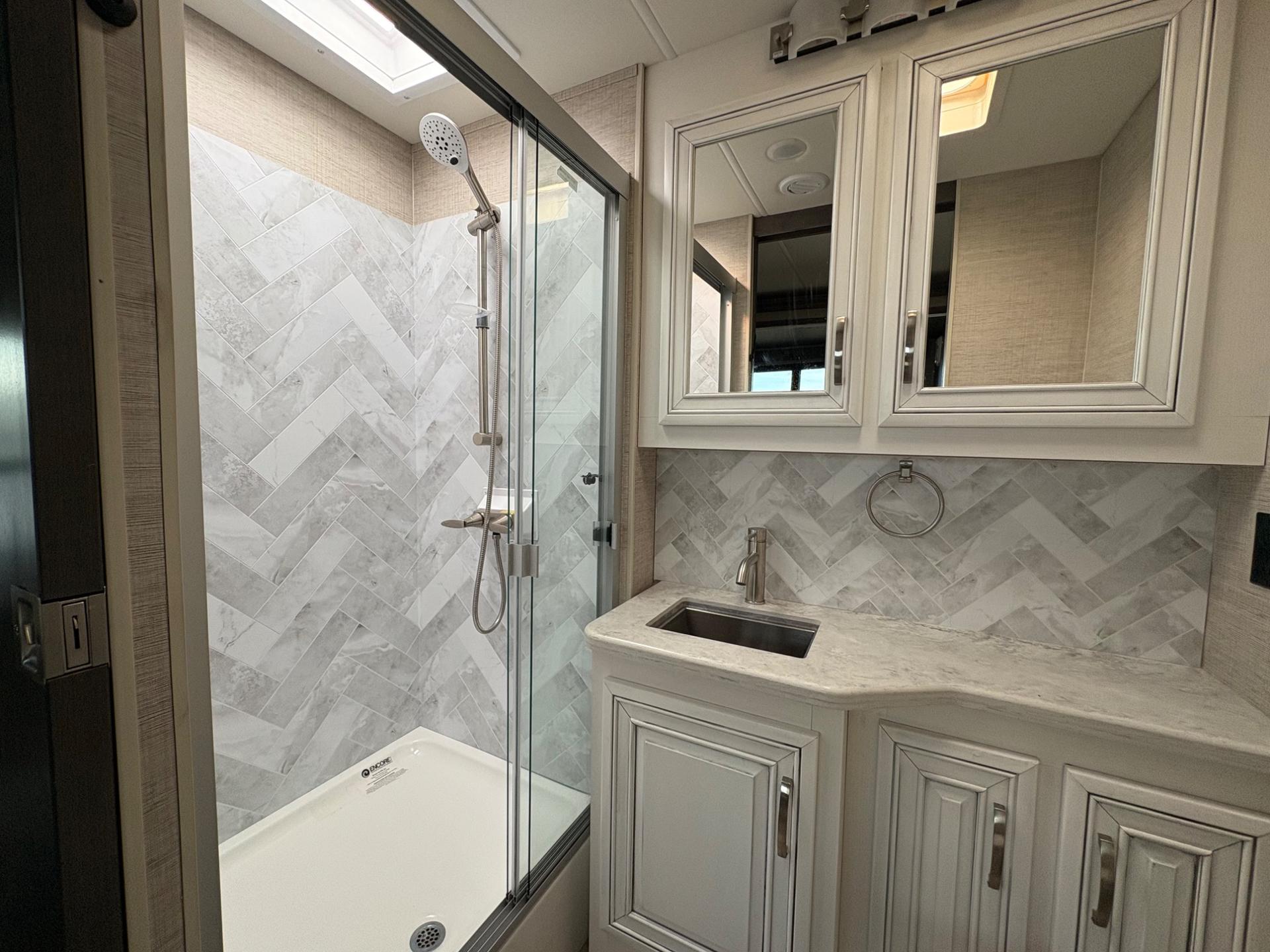 2023 Jayco 2023 Jayco Seneca - thumbnail 52